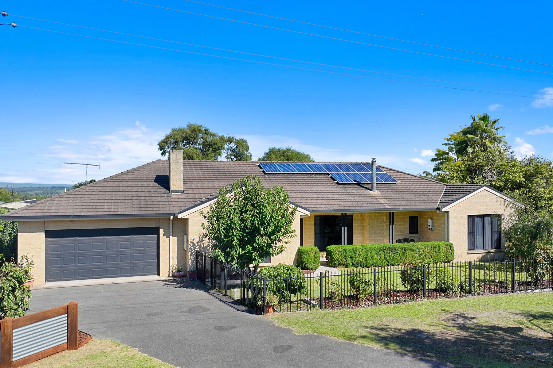 6-bedroom house at 23-25 Moe-Willow Grove Road, Willow Grove, Vic, 3825, Baw Baw, Victoria