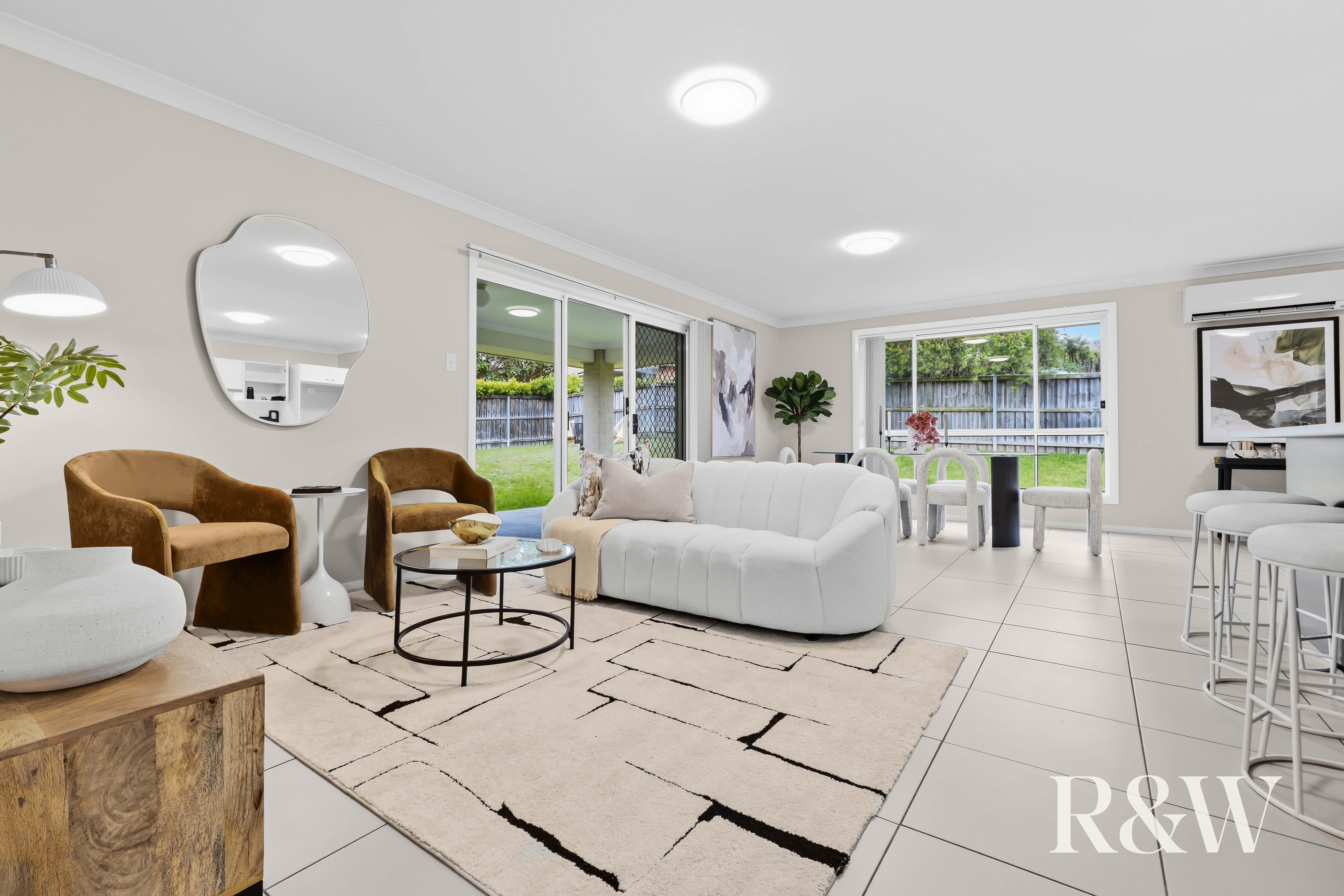 4-bedroom house at 10 Jarvisfield Place, Macquarie Links, NSW 2565, Campbelltown (Nsw), New South Wales
