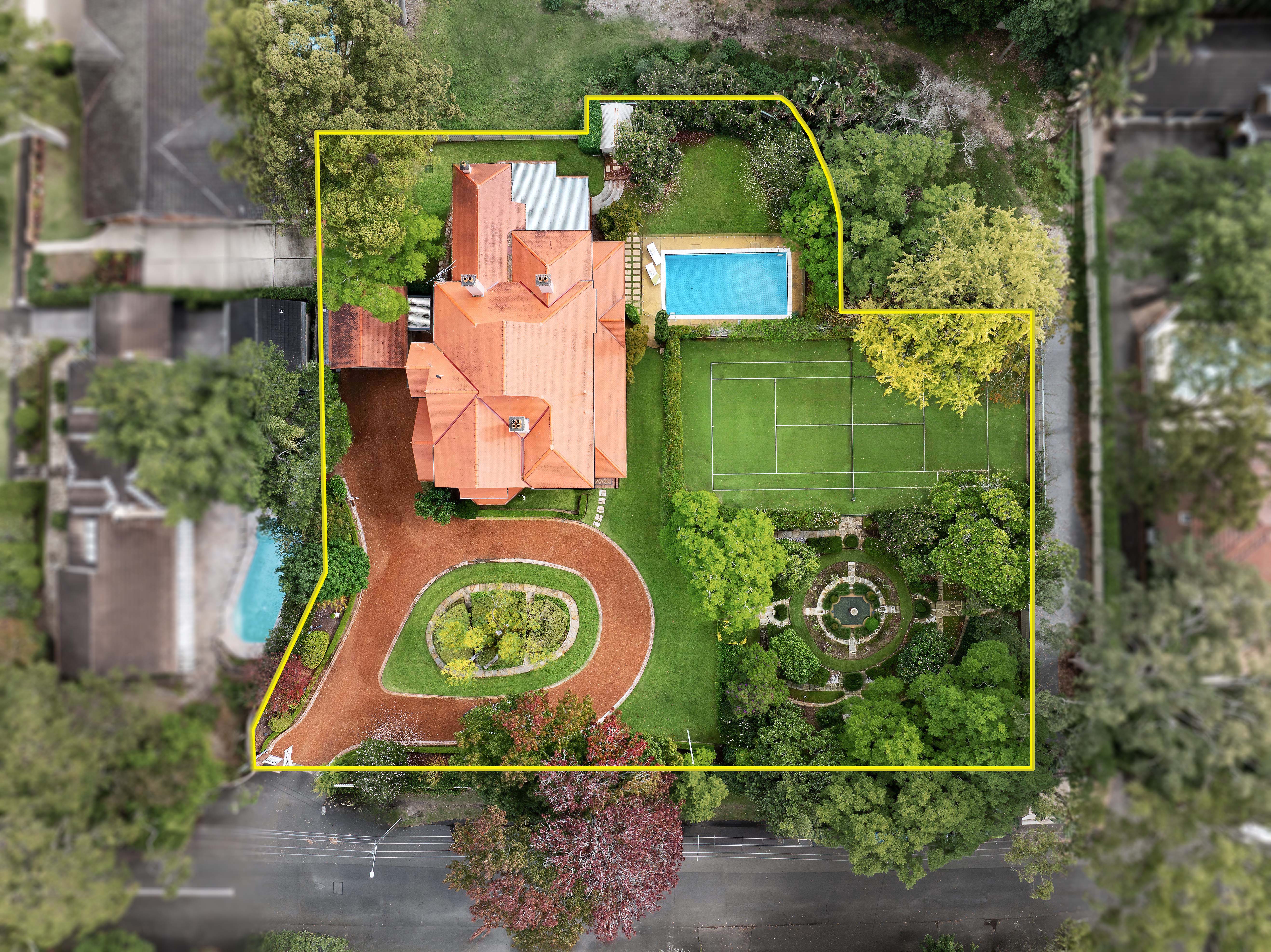 5-bedroom house at 4 ILLOURA AVENUE, Wahroonga NSW 2076, Ku-Ring-Gai, New South Wales