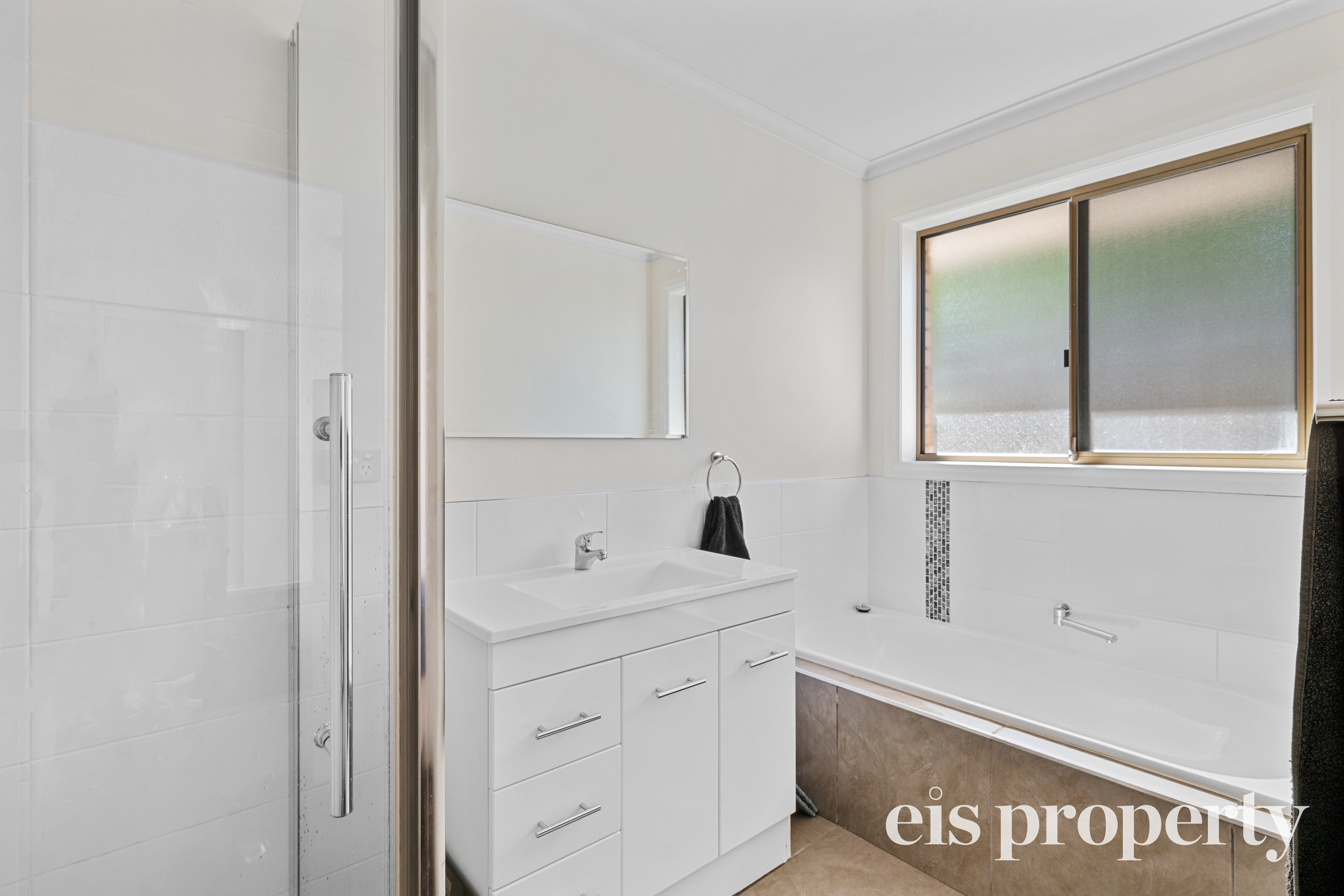 3-bedroom unit at 3 27 WALKER STREET, SORELL TAS 7172, Sorell, Tasmania