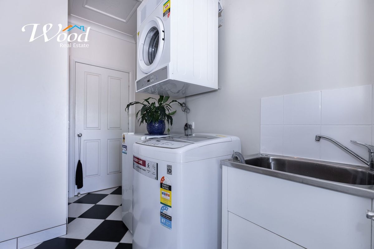 4-bedroom house at 52-54 HAMMER STREET, Howlong NSW 2643, Federation, New South Wales