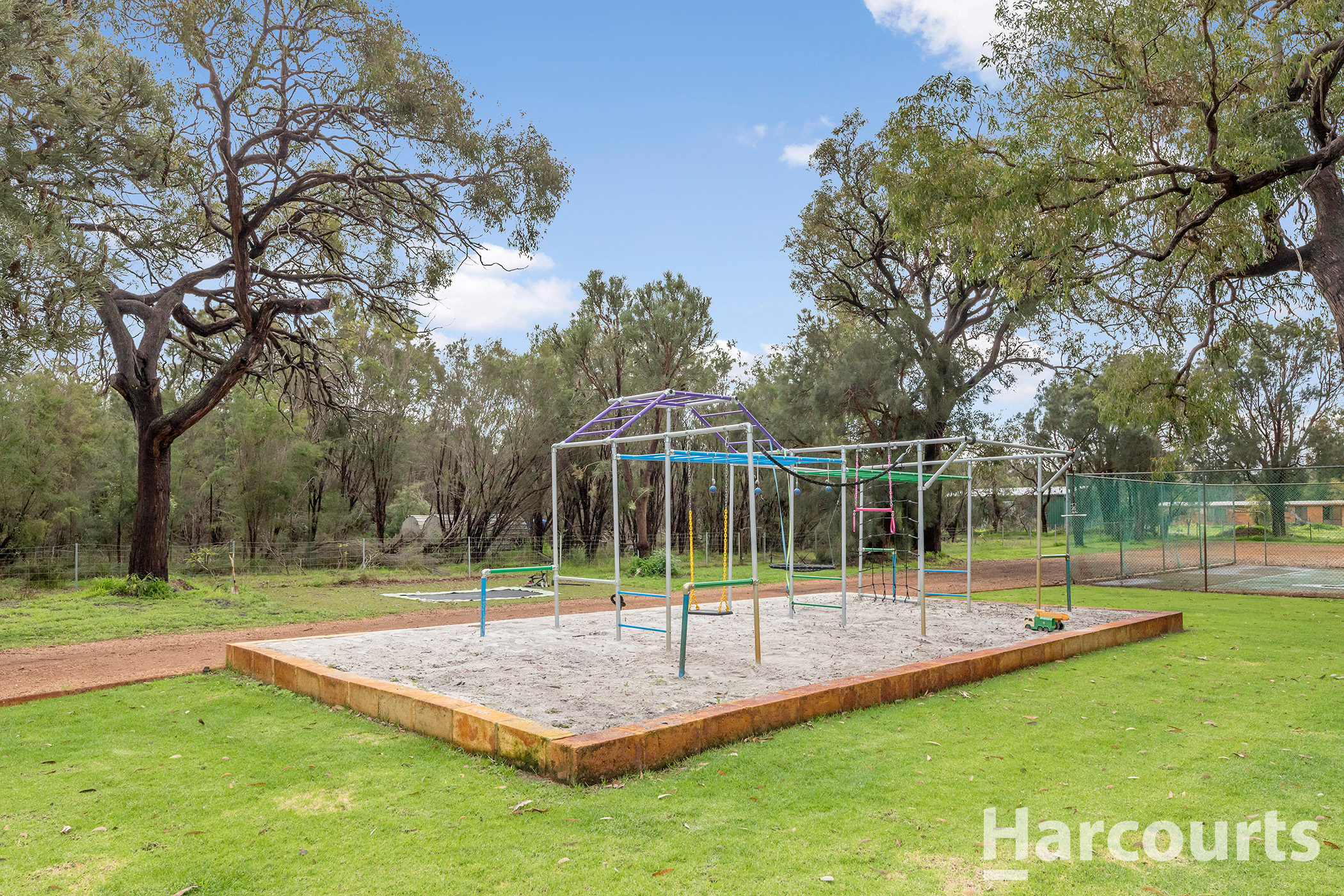 5-bedroom house at 23 Flinders Close, Barragup WA 6209, Murray, Western Australia