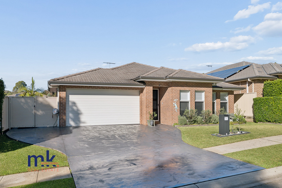 47 SWANSONA AVENUE, Mount Annan NSW 2567 - Image 2