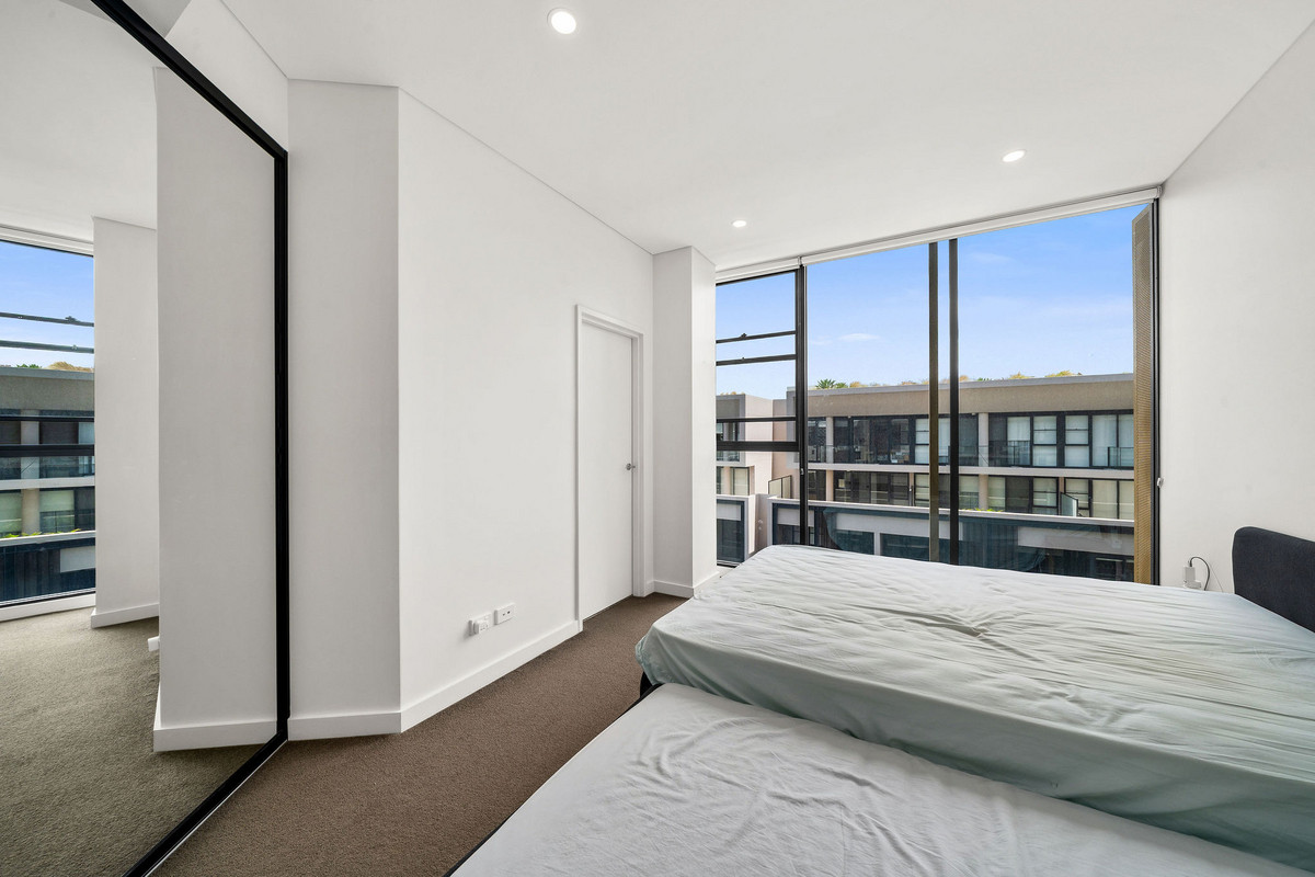 1613 8 KINGSBOROUGH WAY, ZETLAND NSW 2017 - Image 4