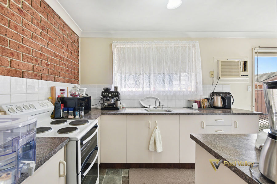 4-bedroom unit at 1/24 Nancy Street, South Tamworth, NSW 2340, Tamworth, New South Wales