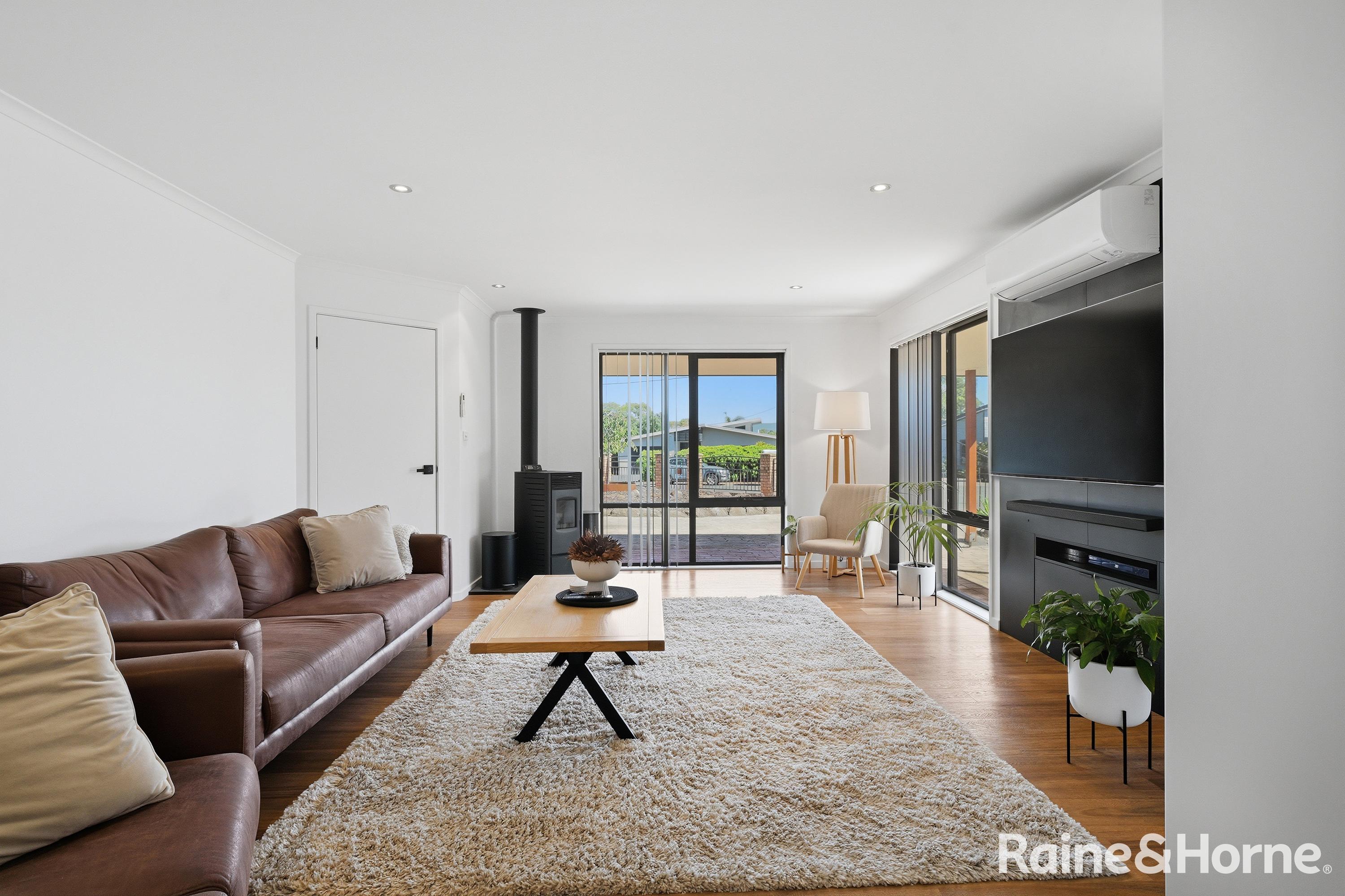 24 SANDY POINT AVENUE, Dodges Ferry TAS 7173 - Image 5