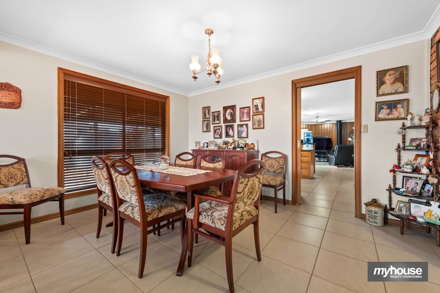 16 STUMM STREET, Kearneys Spring QLD 4350 - Image 4