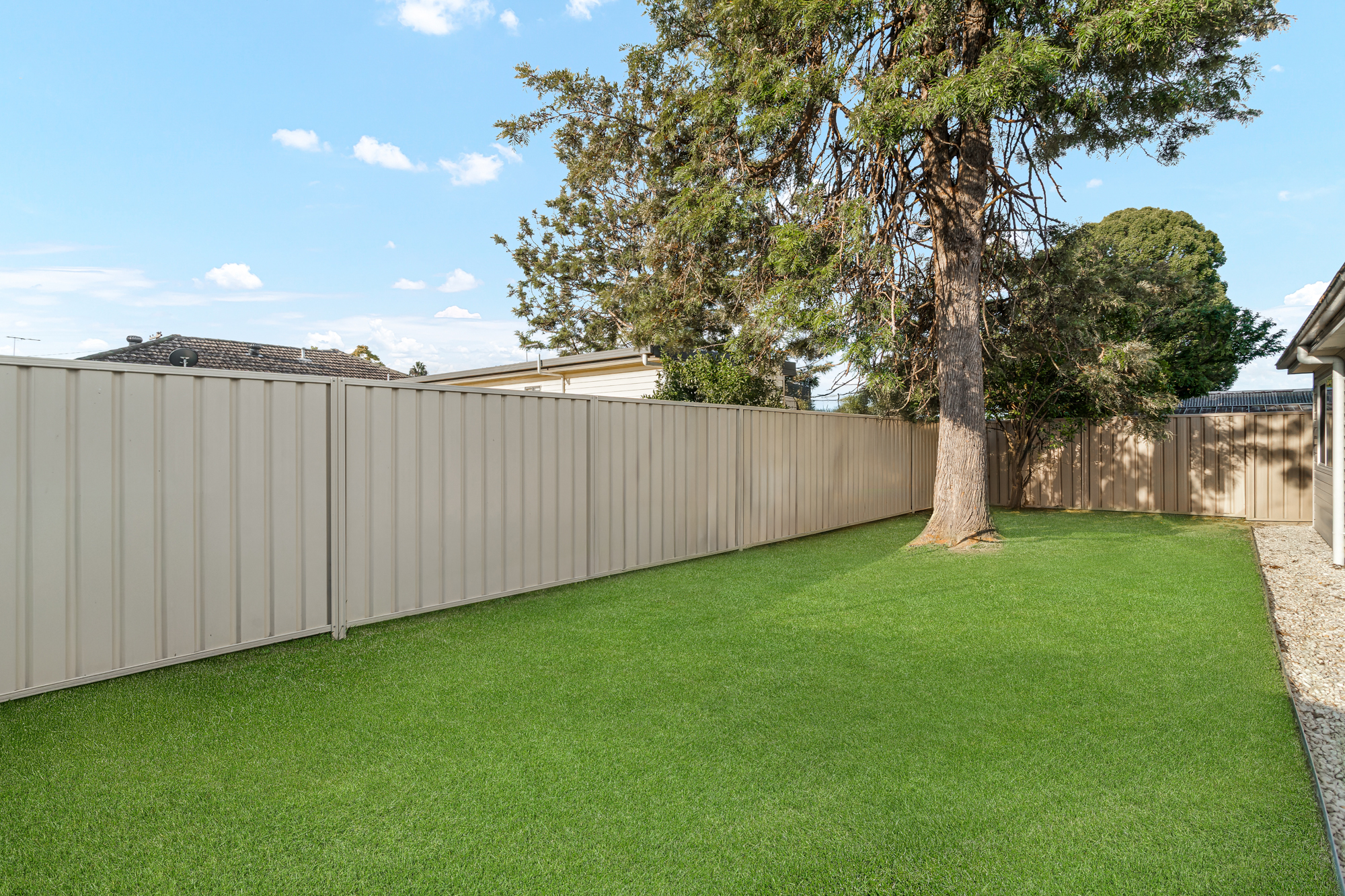 5-bedroom house at 33 Gregory Avenue, Oxley Park, NSW 2760, Penrith, New South Wales