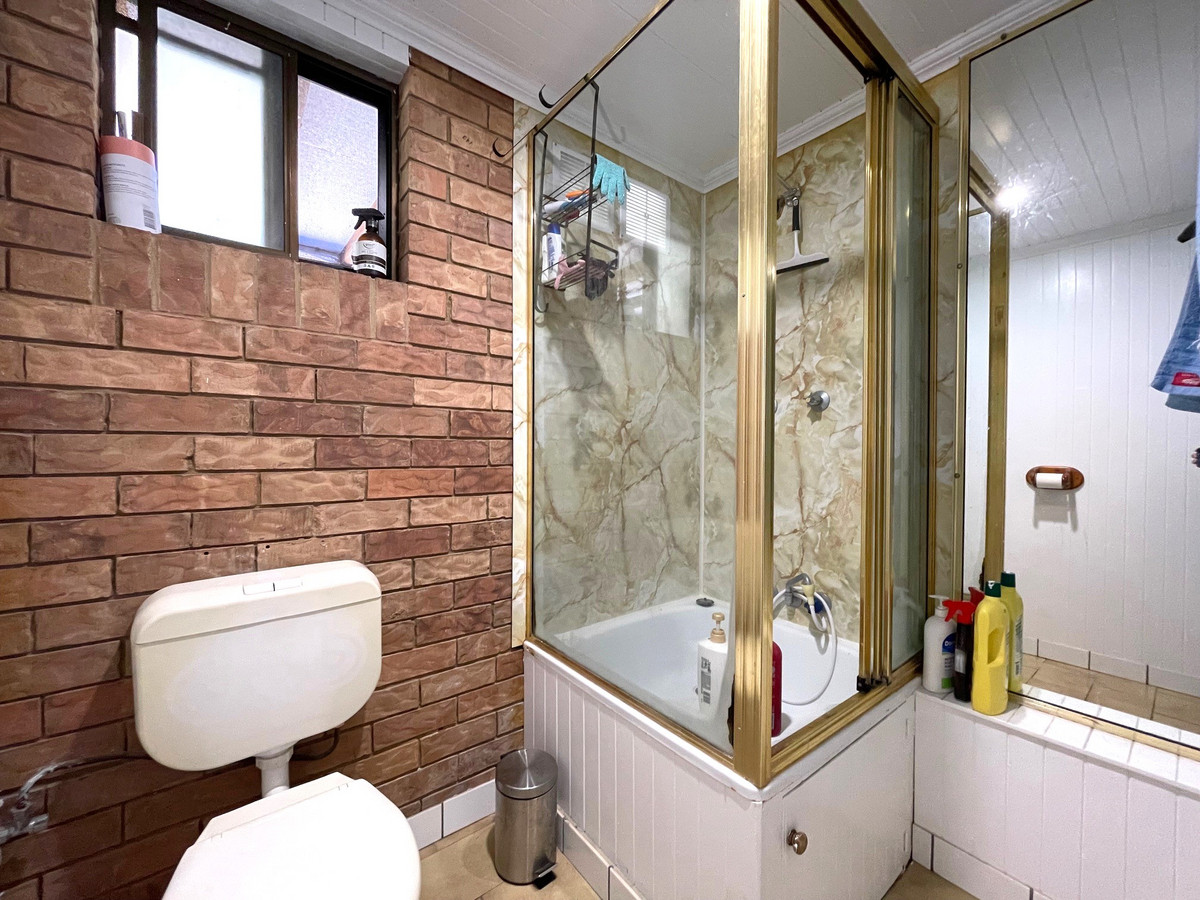 6-bedroom house at 35 ELLA STREET, Blackstone QLD 4304, Ipswich, Queensland