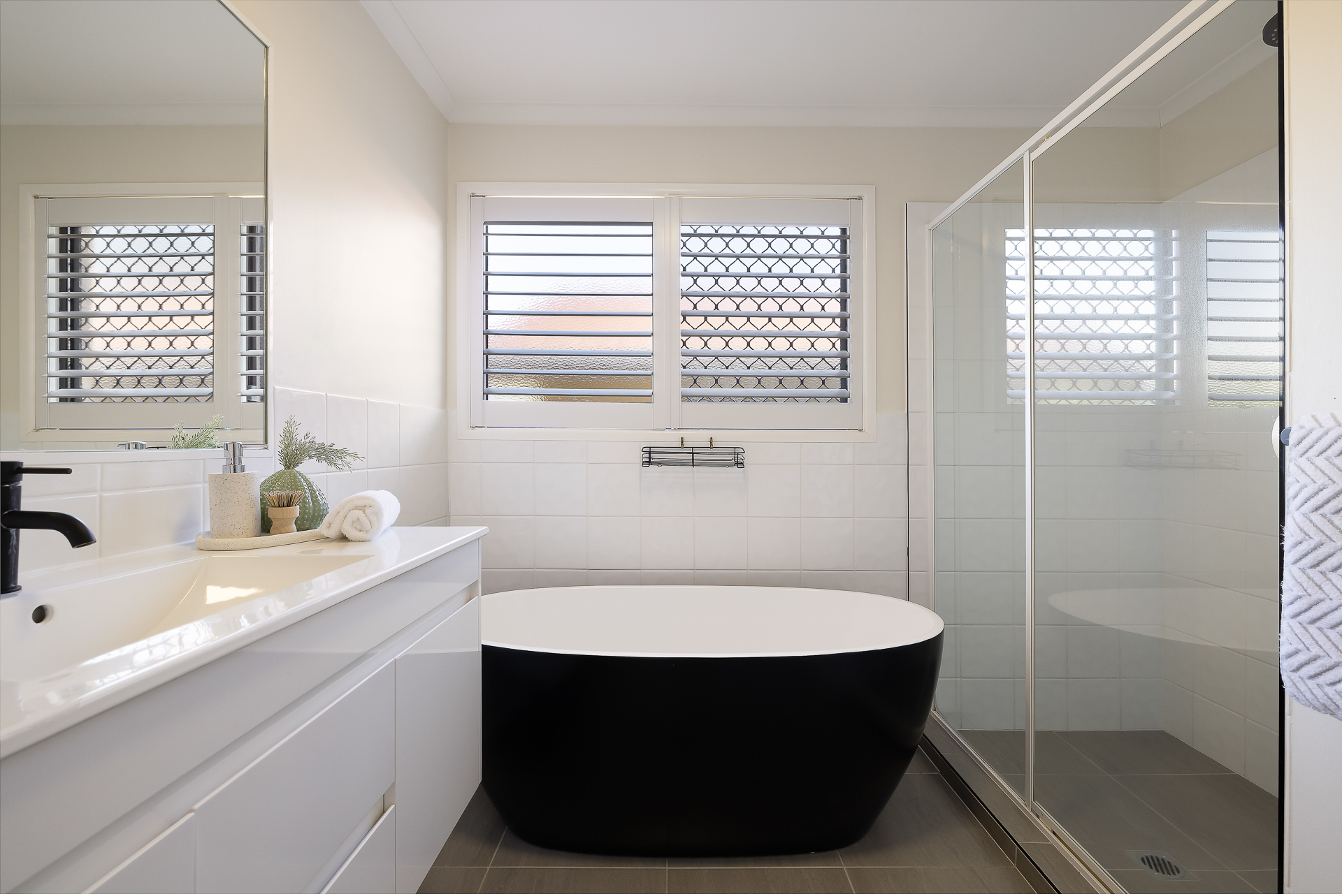 4-bedroom house at 19 Glenelg Avenue, Mermaid Beach, QLD 4218, Gold Coast, Queensland