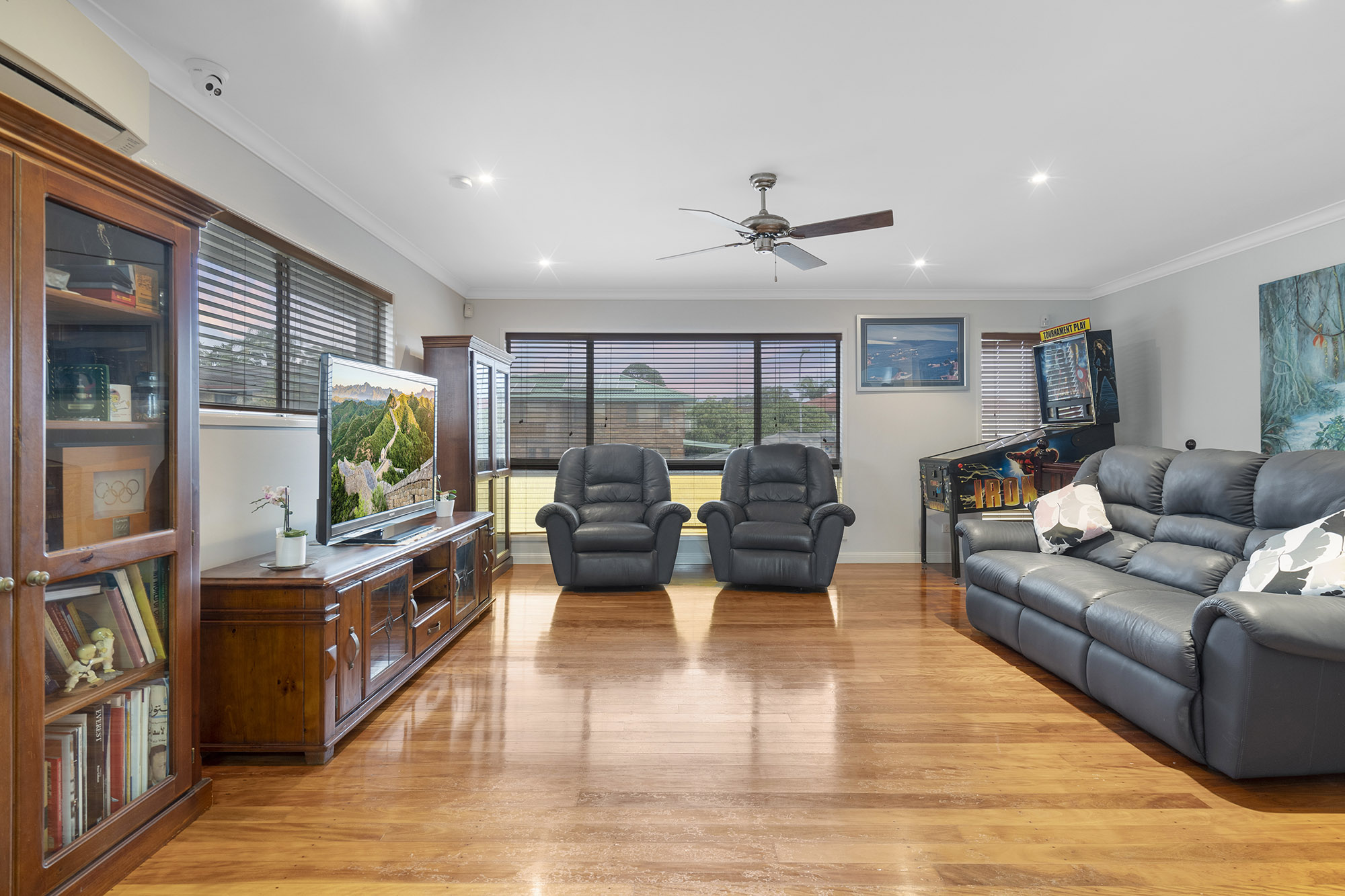 16 CAMARO STREET, Runcorn QLD 4113 - Image 2