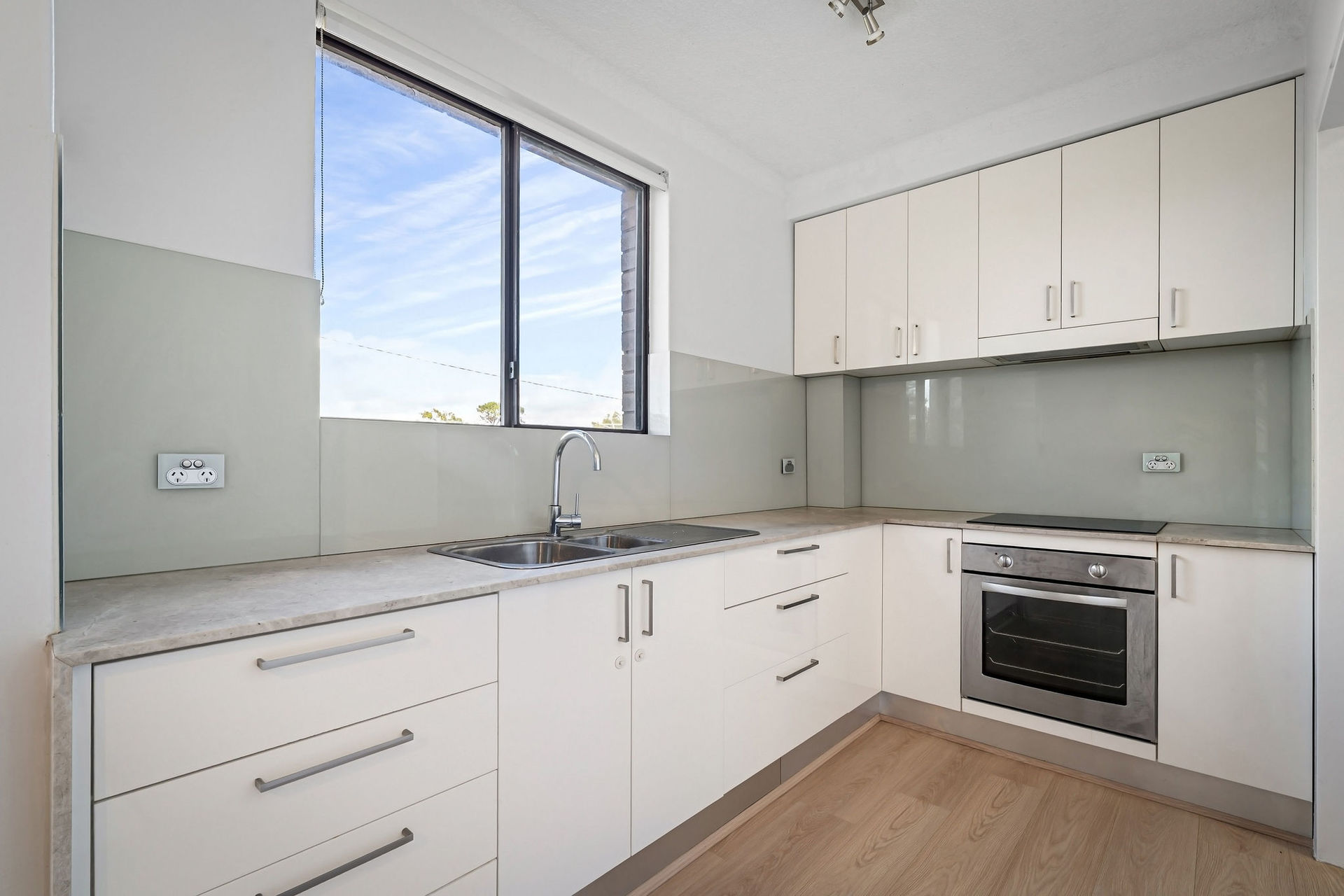 UNIT 10 CLAREMONT 11-13 CARONIA AVENUE, Cronulla NSW 2230 - Image 5