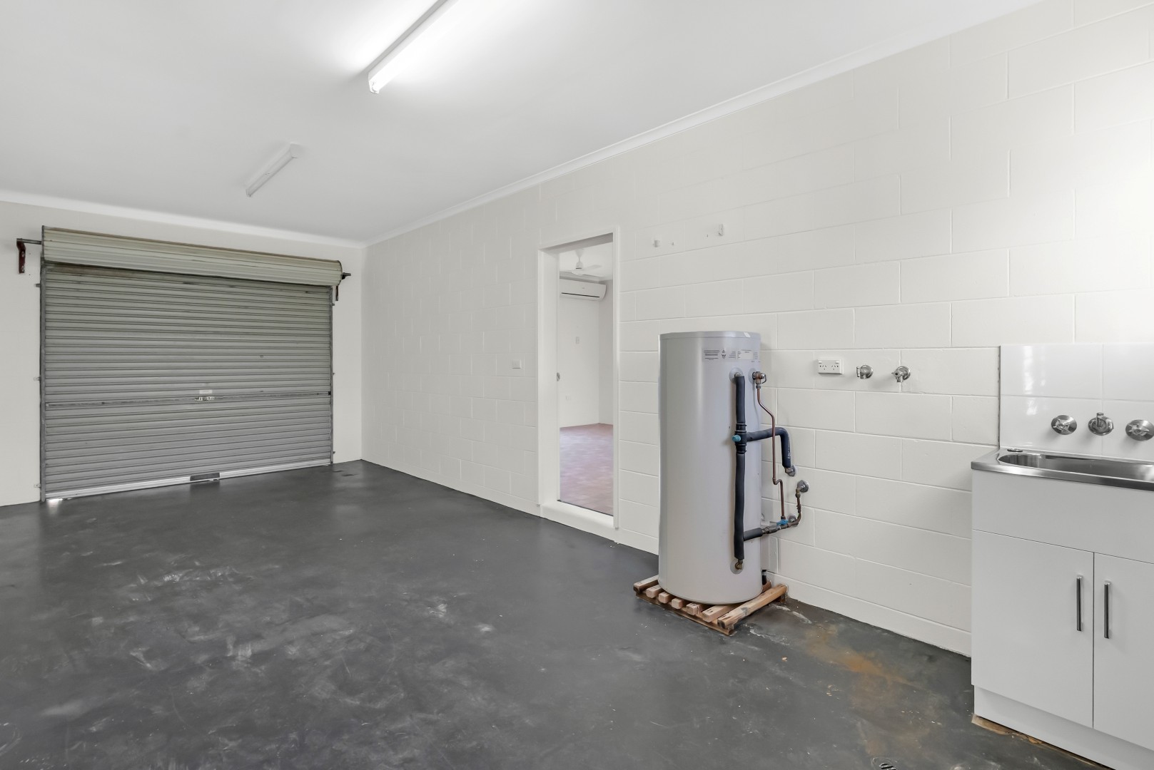 4-bedroom unit at 30 LEEUWIN CRESCENT, Bentley Park QLD 4869, Cairns, Queensland