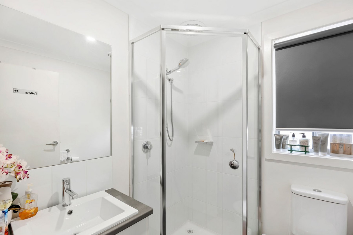 3-bedroom house at 2 Schroeter Street, Winchelsea, VIC 3241, Surf Coast, Victoria