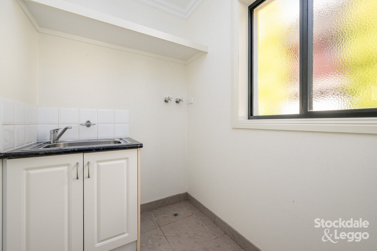 3-bedroom unit at 2/218 Fryers Street, Shepparton, VIC 3630, Greater Shepparton, Victoria
