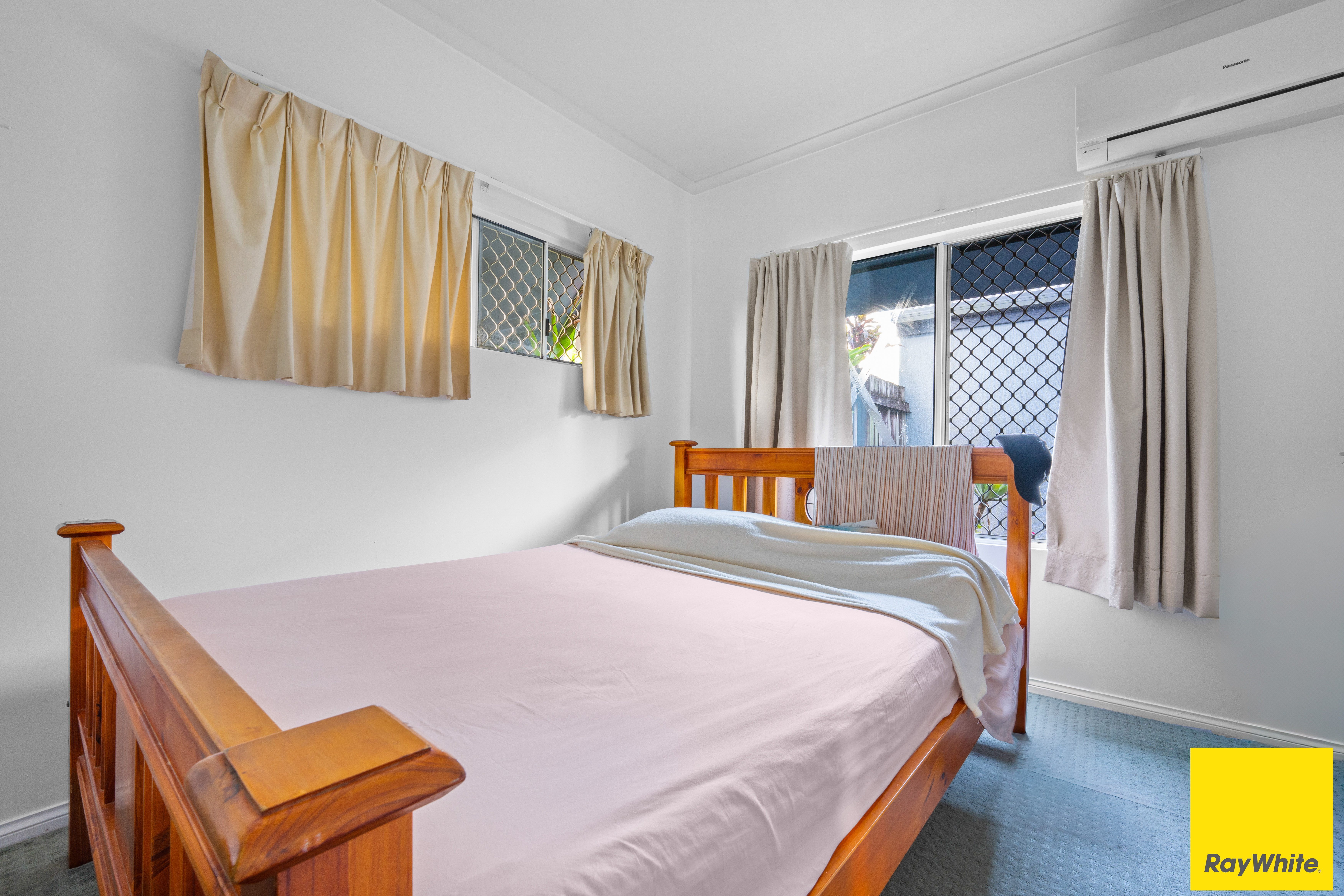 4/10 Brown Street, Woree, QLD 4868 - Image 6