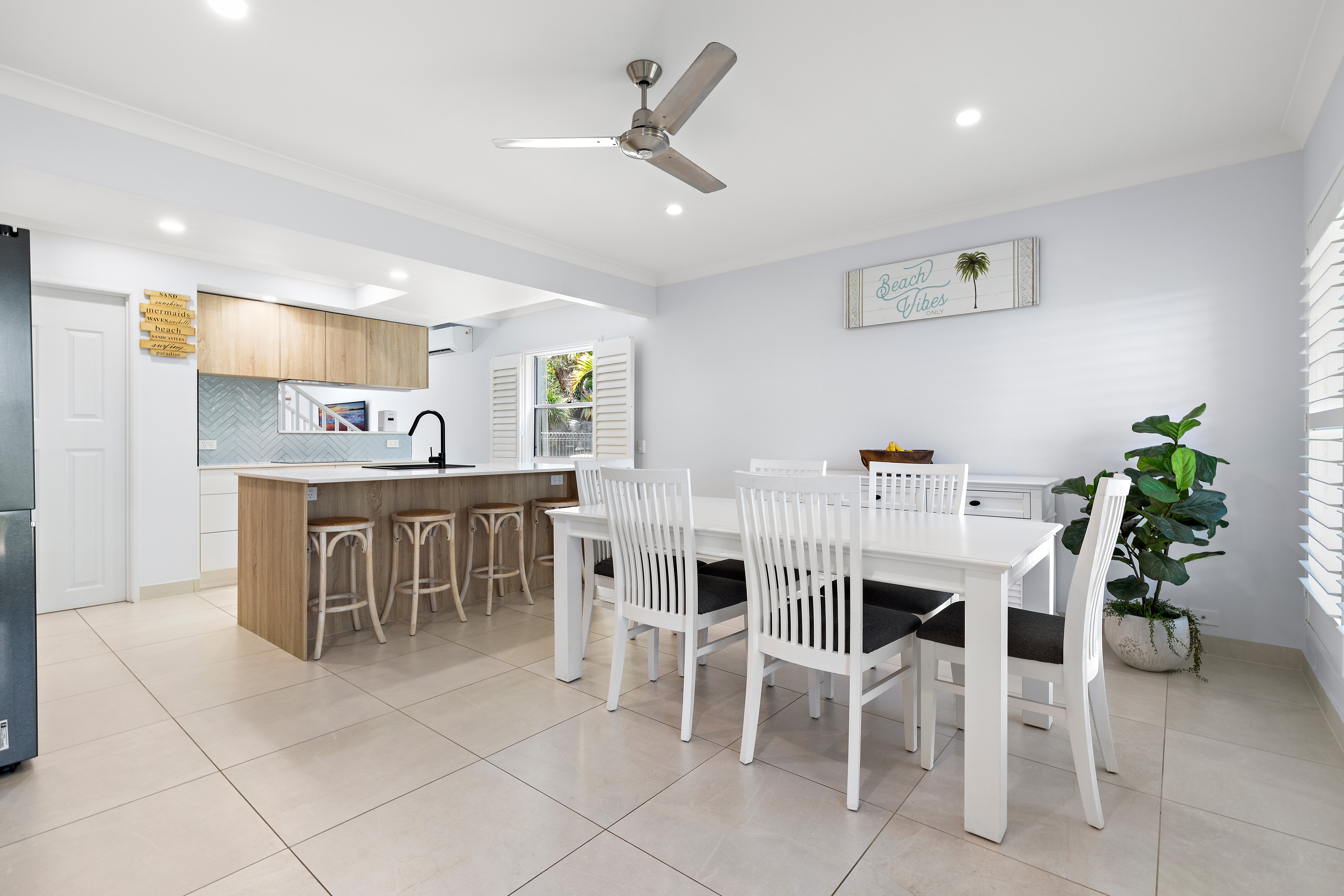 THE ENTRANCE 51 67 GIBSON ROAD, NOOSAVILLE QLD 4566 - Image 3