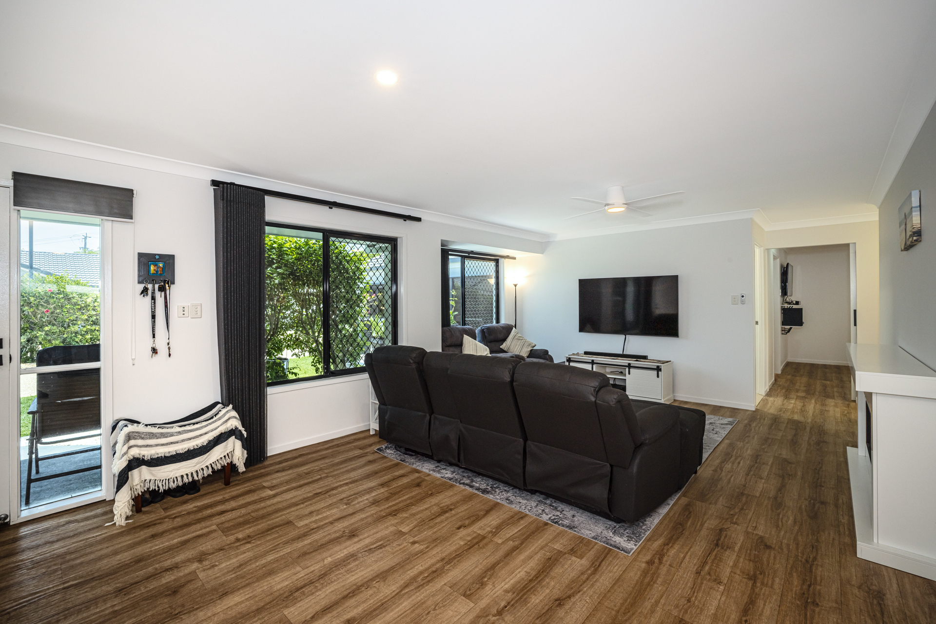 3 Seafarer Court , Sandstone Point, Qld, 4511 - Image 10