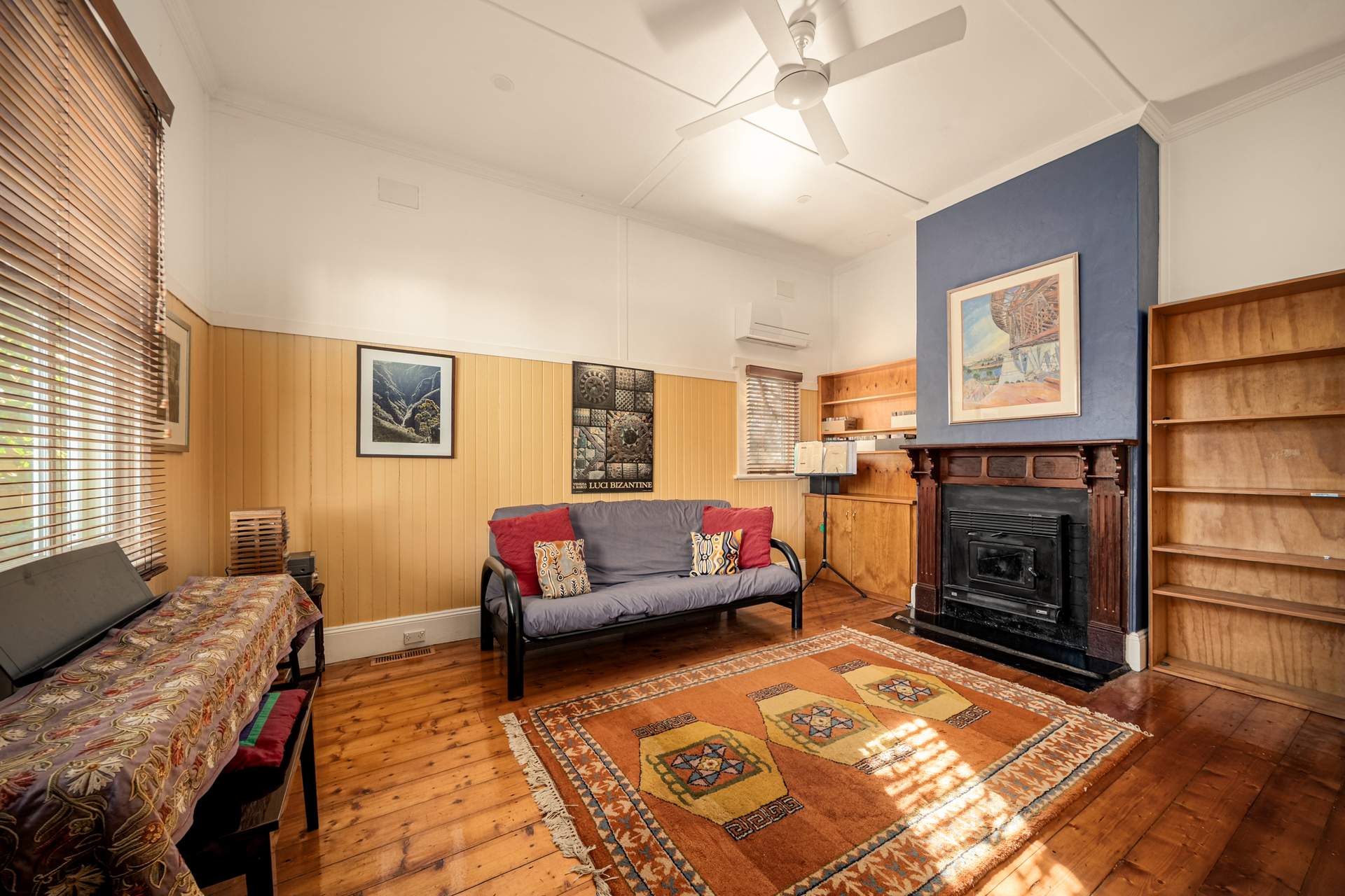 28 OATLEY AVENUE, Katoomba NSW 2780 - Image 3