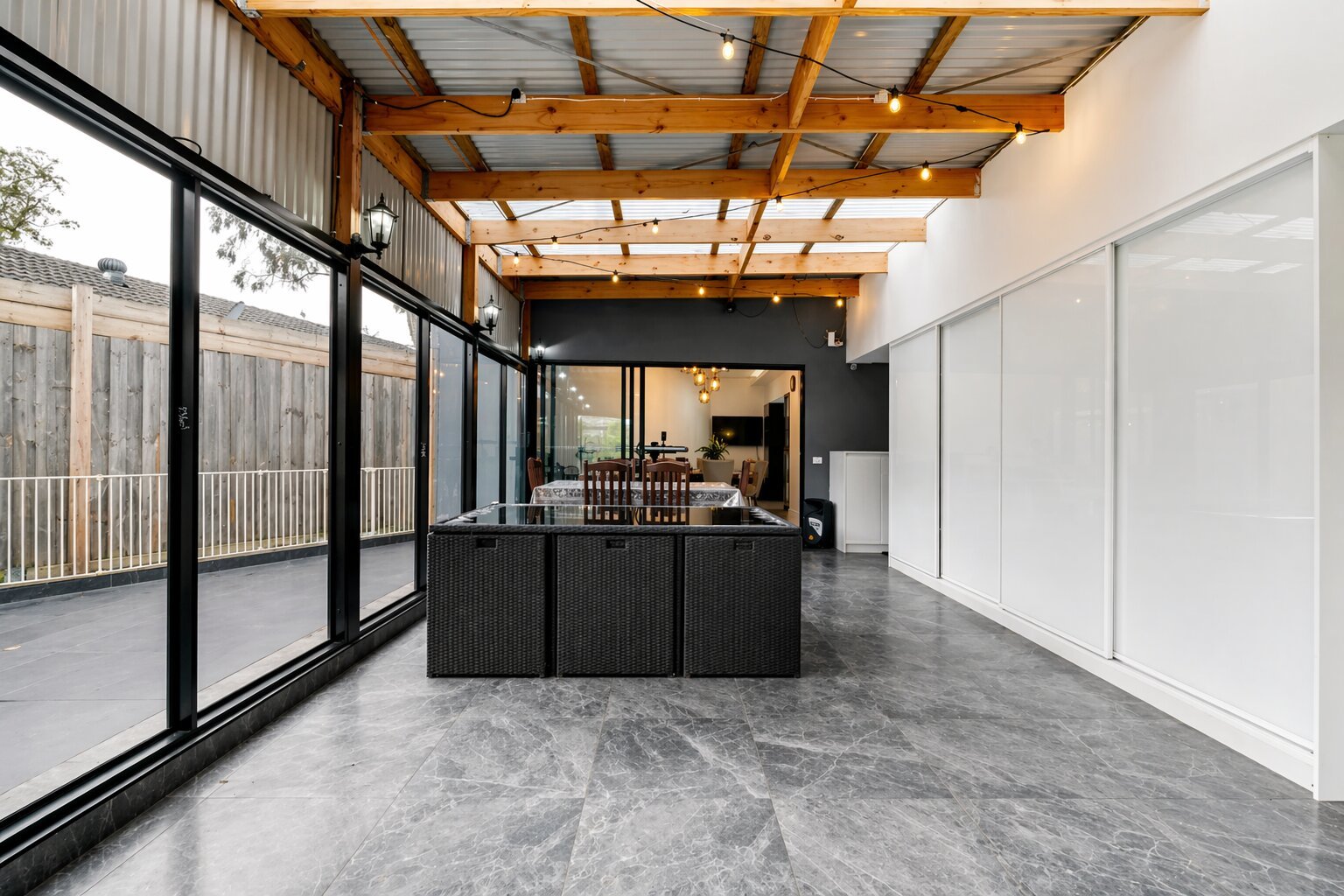 3-bedroom house at 2 RANGEVIEW DRIVE, Skye VIC 3977, Frankston, Victoria