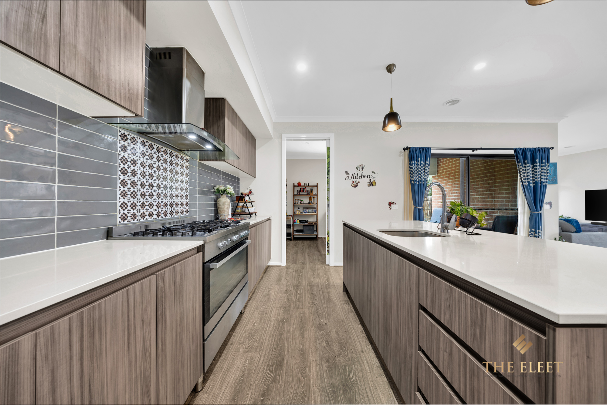 18 BRIDPORT CIRCUIT, Tarneit VIC 3029 - Image 6