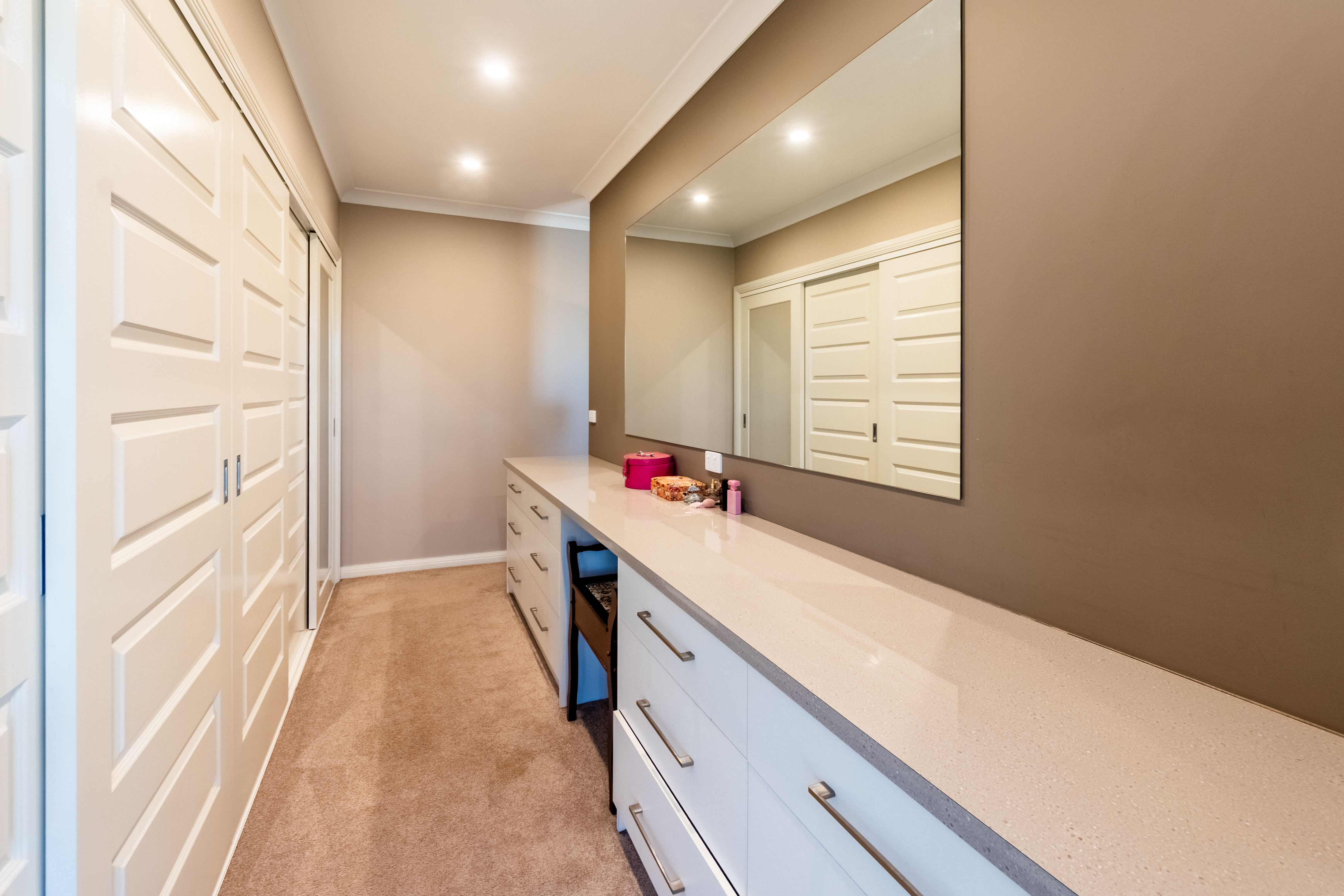 5-bedroom house at 9 Evatt Street, Temora, NSW 2666, Temora, New South Wales