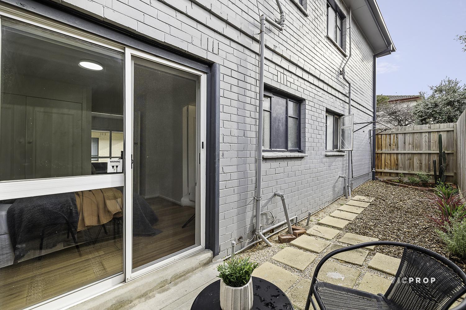 5 881 PARK STREET, BRUNSWICK WEST VIC 3055 - Image 9