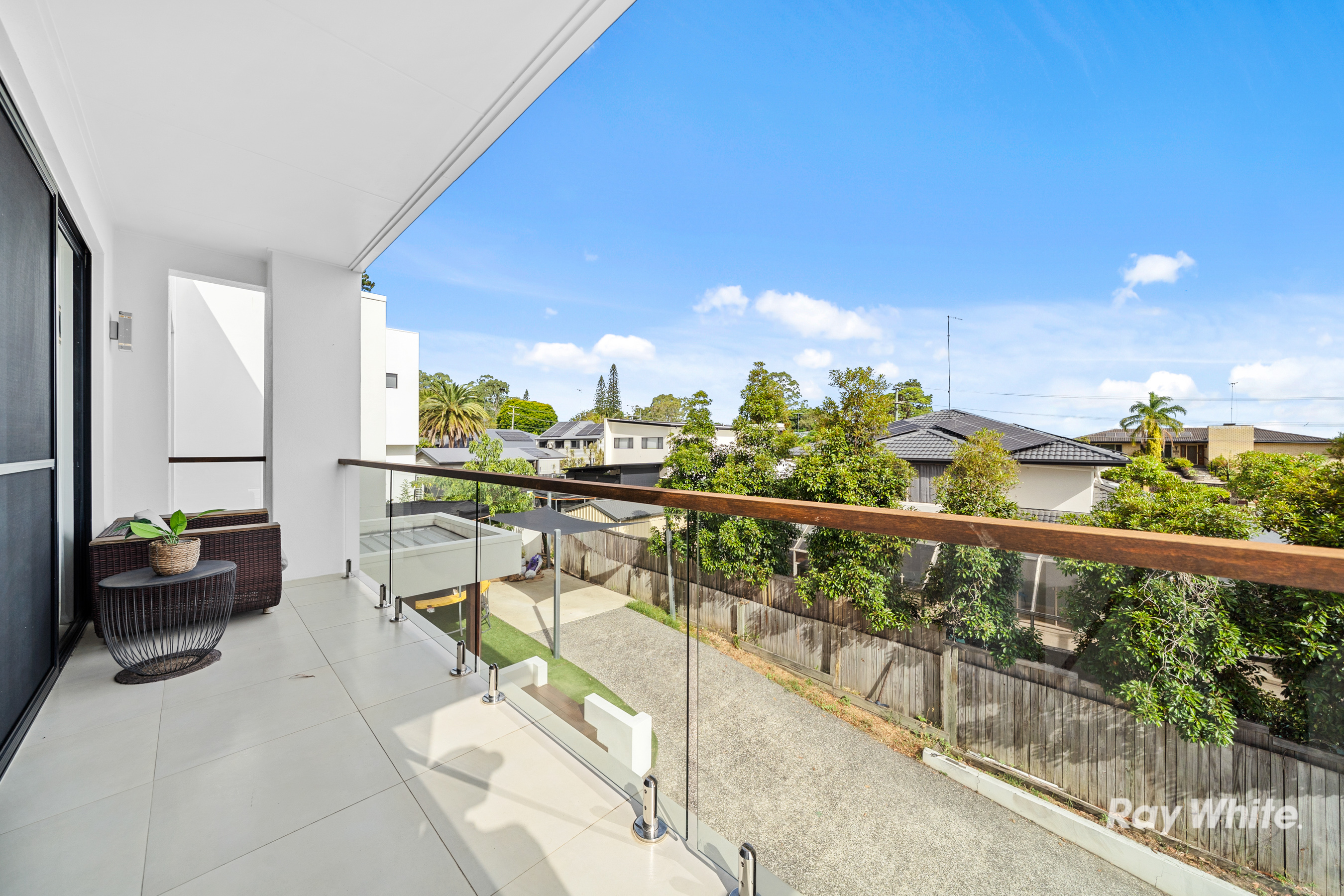 17 Holyoake Drive, Daisy Hill, QLD 4127 - Image 9