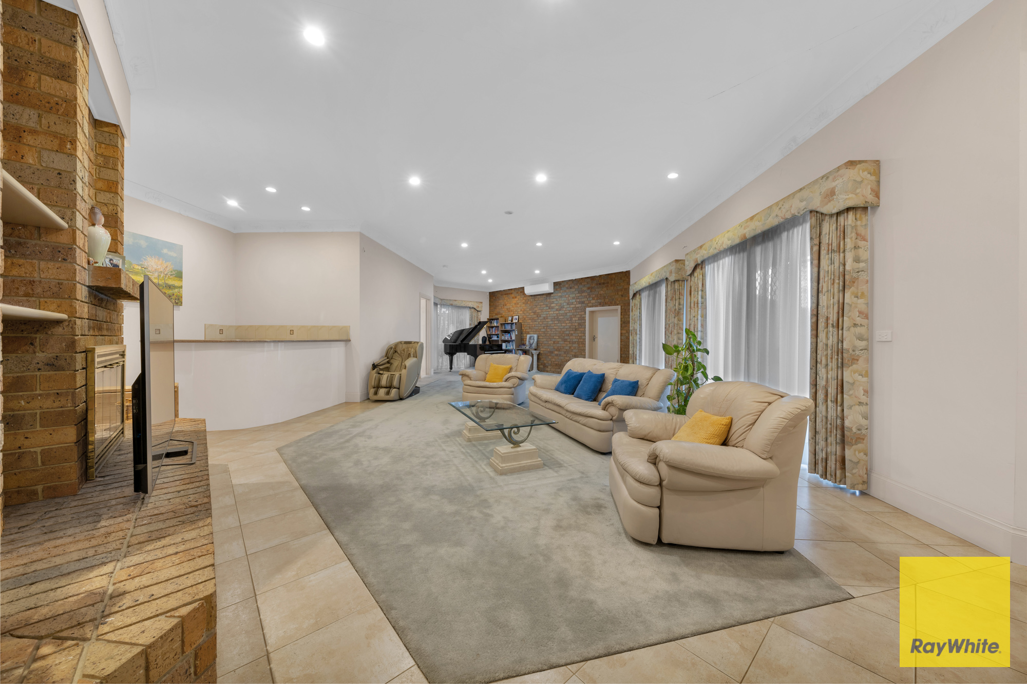 7-bedroom house at 18 BINDOWAN DRIVE, Hoppers Crossing VIC 3029, Wyndham, Victoria