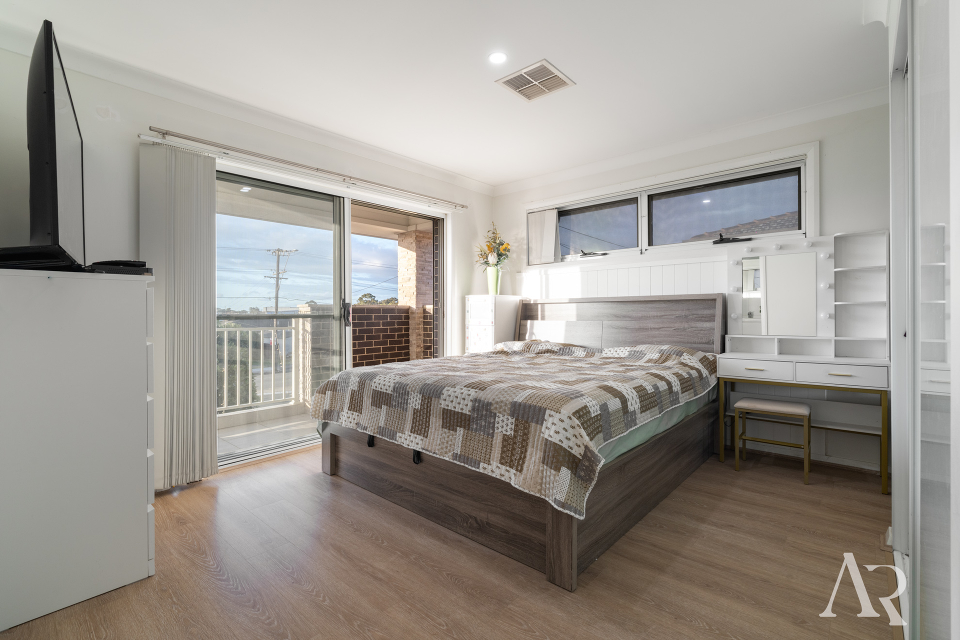1 262 NEWBRIDGE ROAD, MOOREBANK NSW 2170 - Image 8