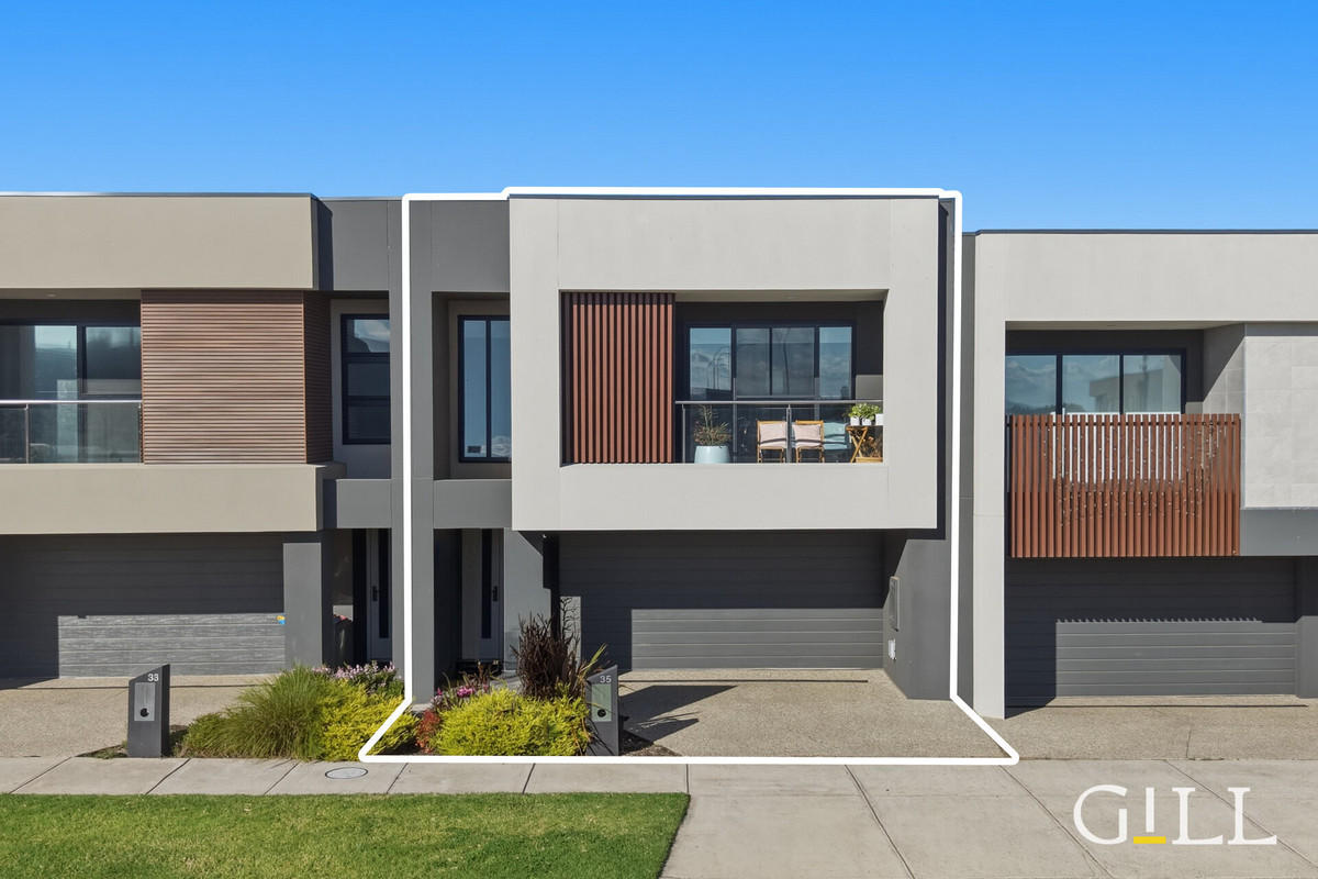 4-bedroom unit at 35 KINROSS PARADE, Clyde North VIC 3978, Casey, Victoria