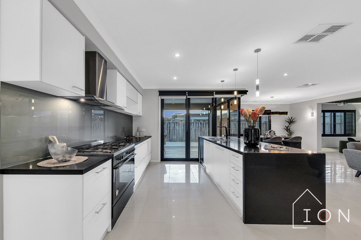 4 HONEYBARK CRESCENT, Lyndhurst VIC 3975 - Image 7