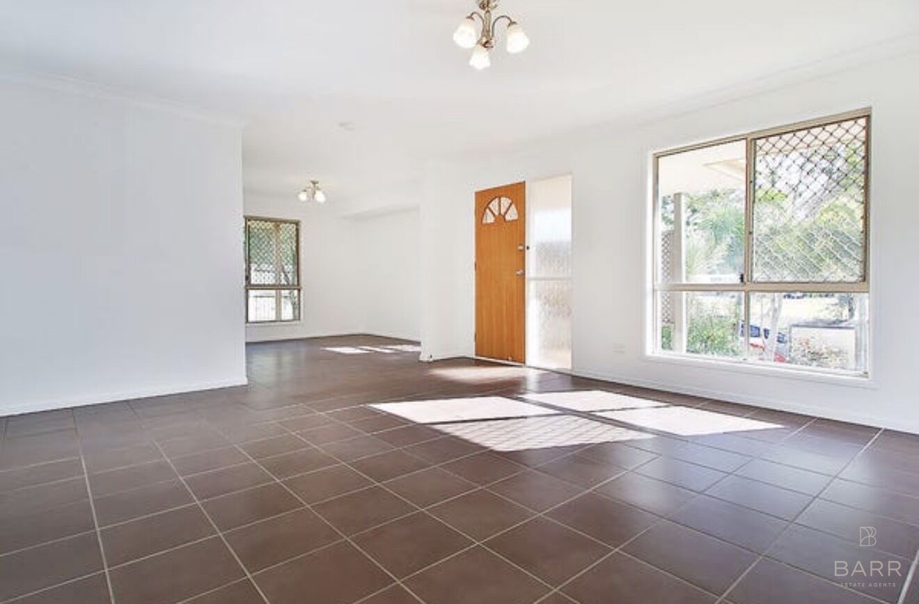 1/23 Sugarwood Street, Bellbowrie, QLD 4070 - Image 2