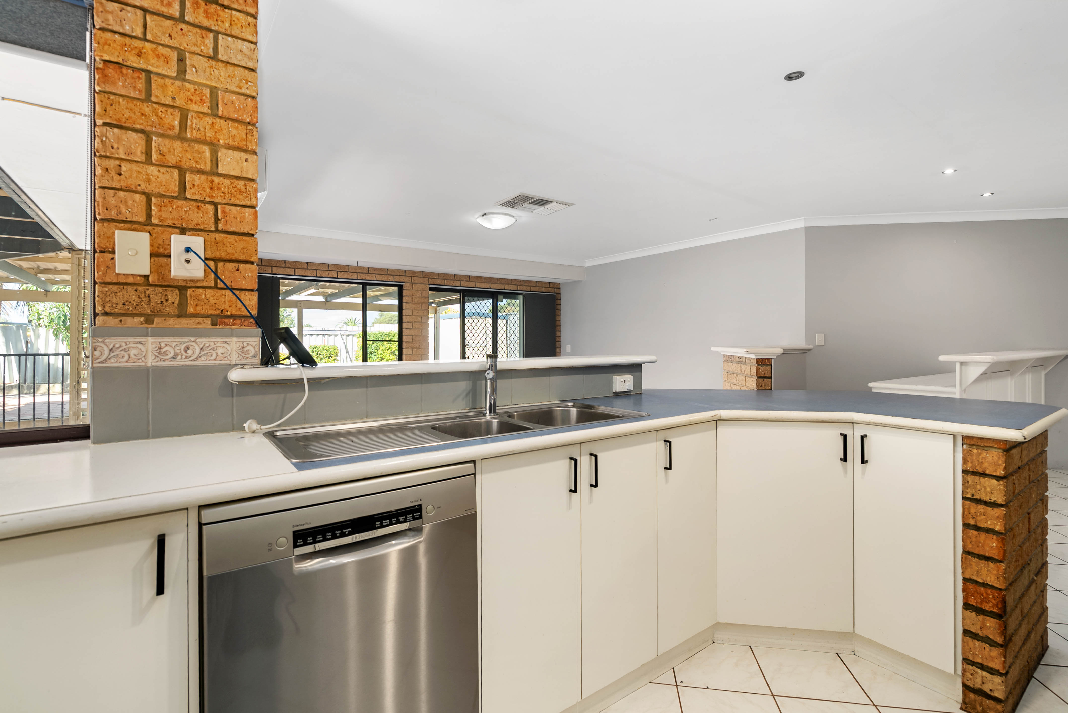4-bedroom house at 11 Brigadoon Place, Cooloongup, WA 6168, Rockingham, Western Australia