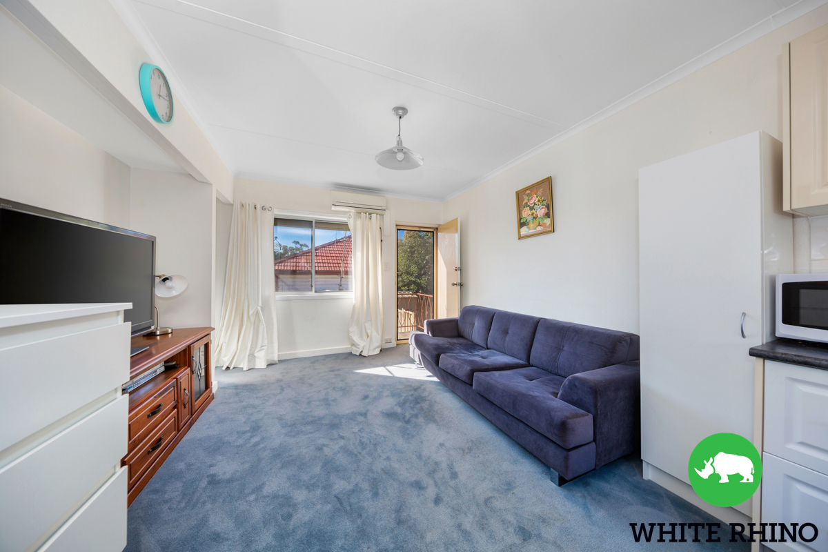 1-bedroom unit at 1/82-84 Tharwa Road, Queanbeyan, NSW 2620, Queanbeyan-Palerang, New South Wales