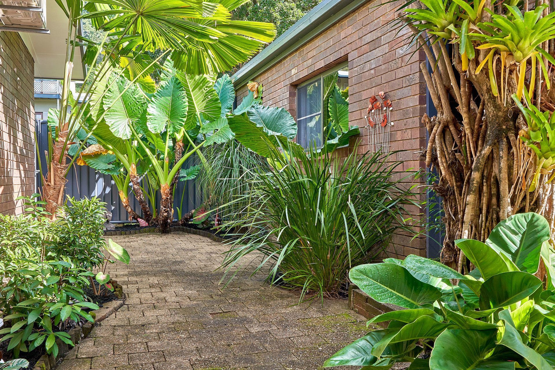 3-bedroom house at 42 Hadrian Avenue, Mooroobool, QLD 4870, Cairns, Queensland