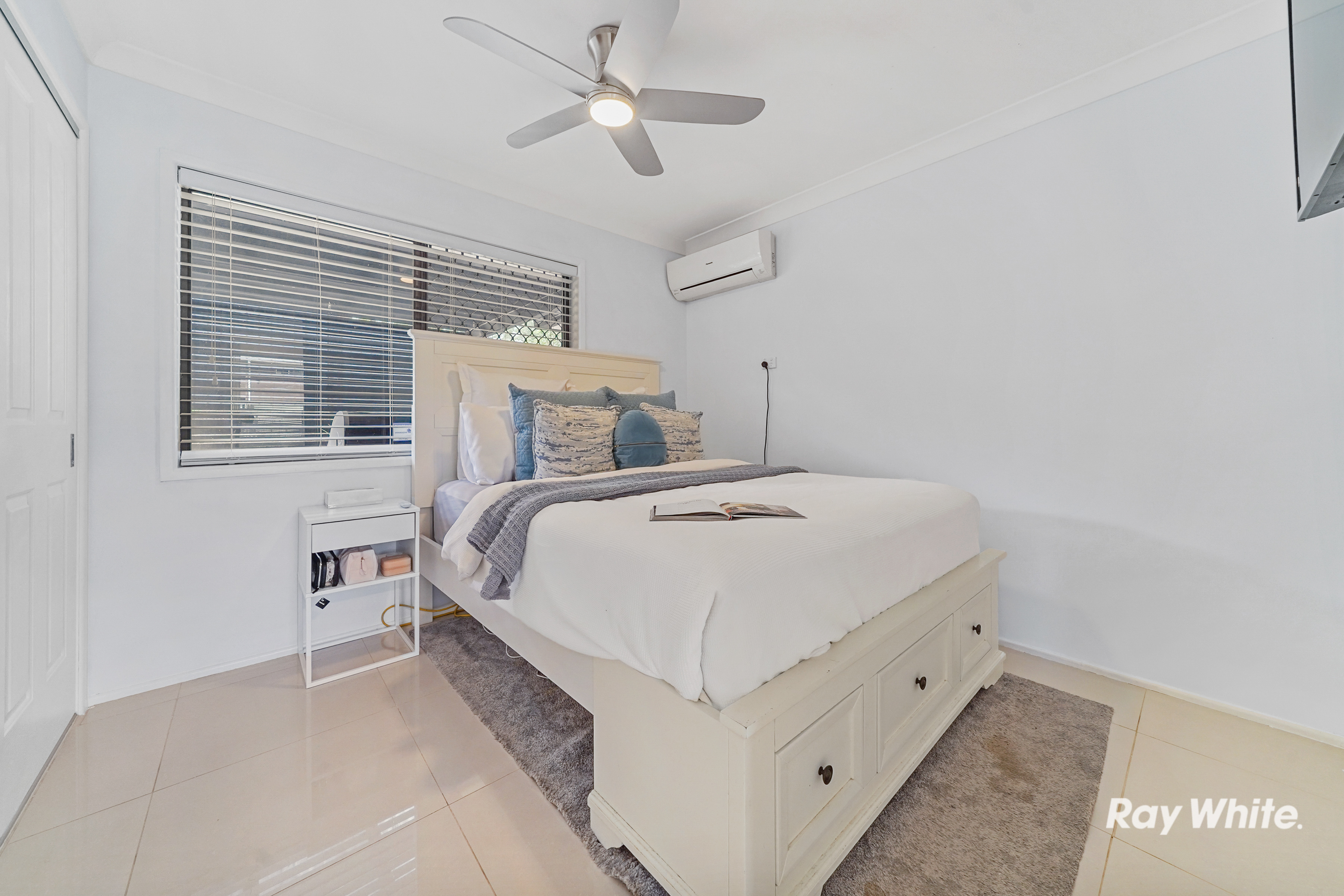 3-bedroom house at 21 JEANETTE AVENUE, Springwood QLD 4127, Logan, Queensland
