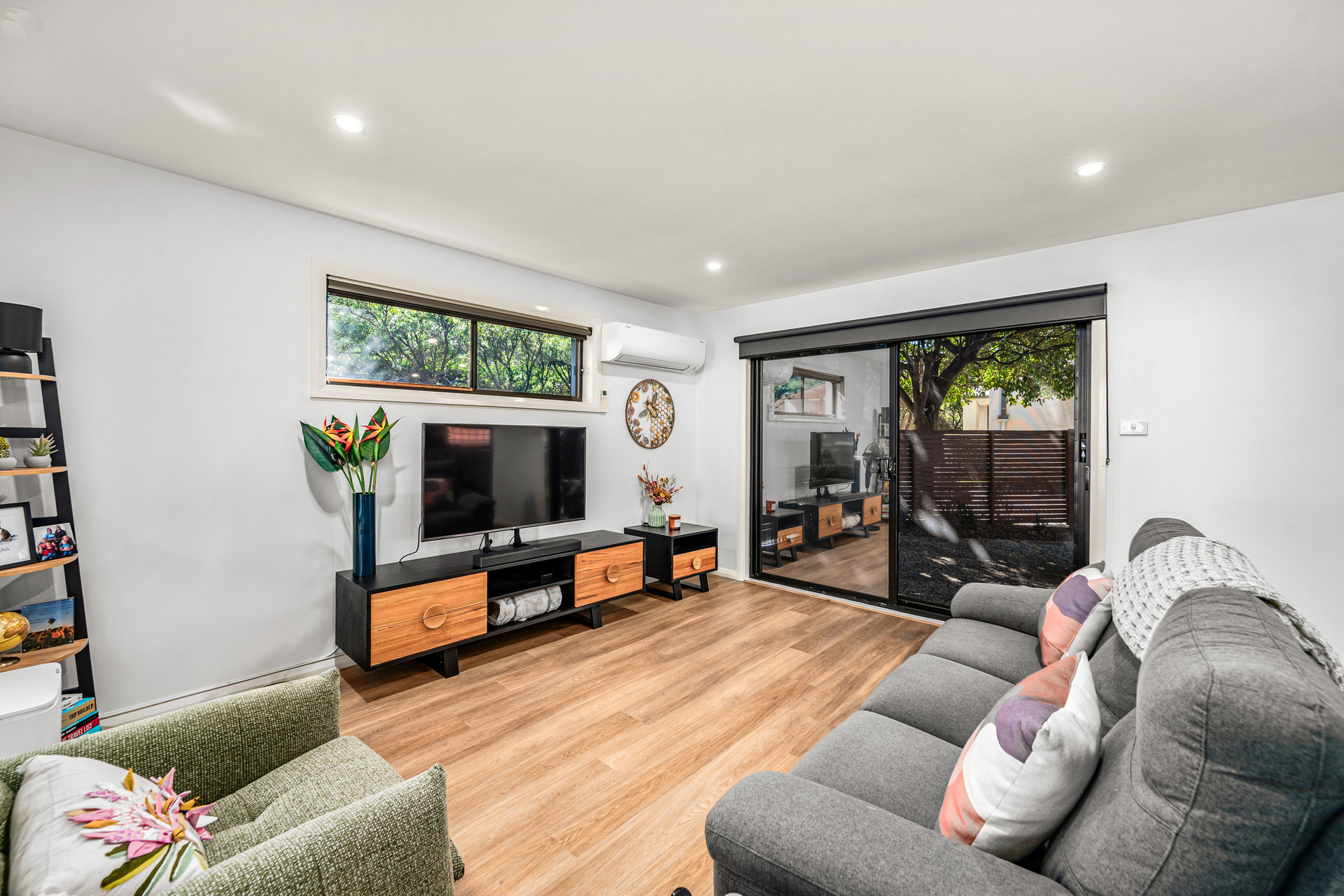 1 68 SMITH STREET, CHARLESTOWN NSW 2290 - Image 2