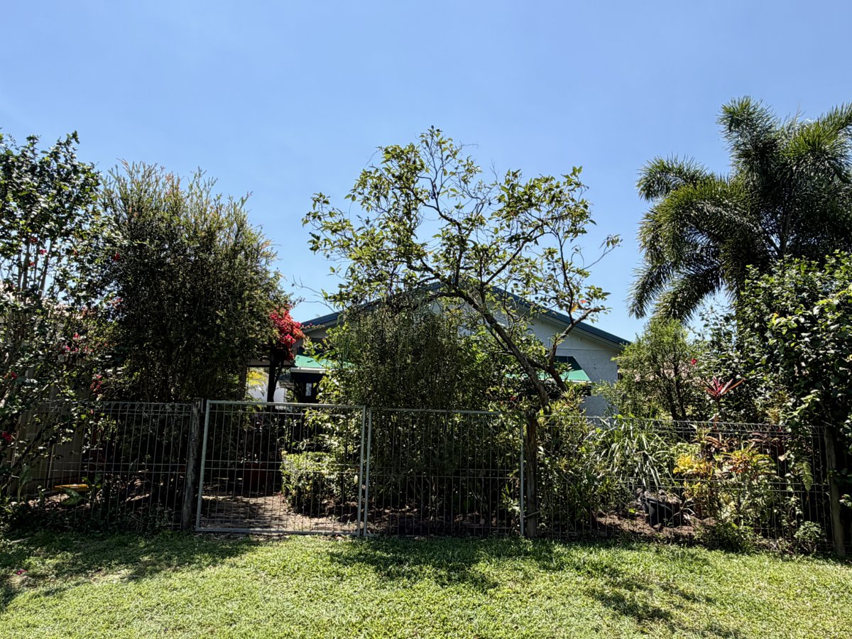 121/2-6 Lake Placid Road, Caravonica, Qld, 4878 - Image 2