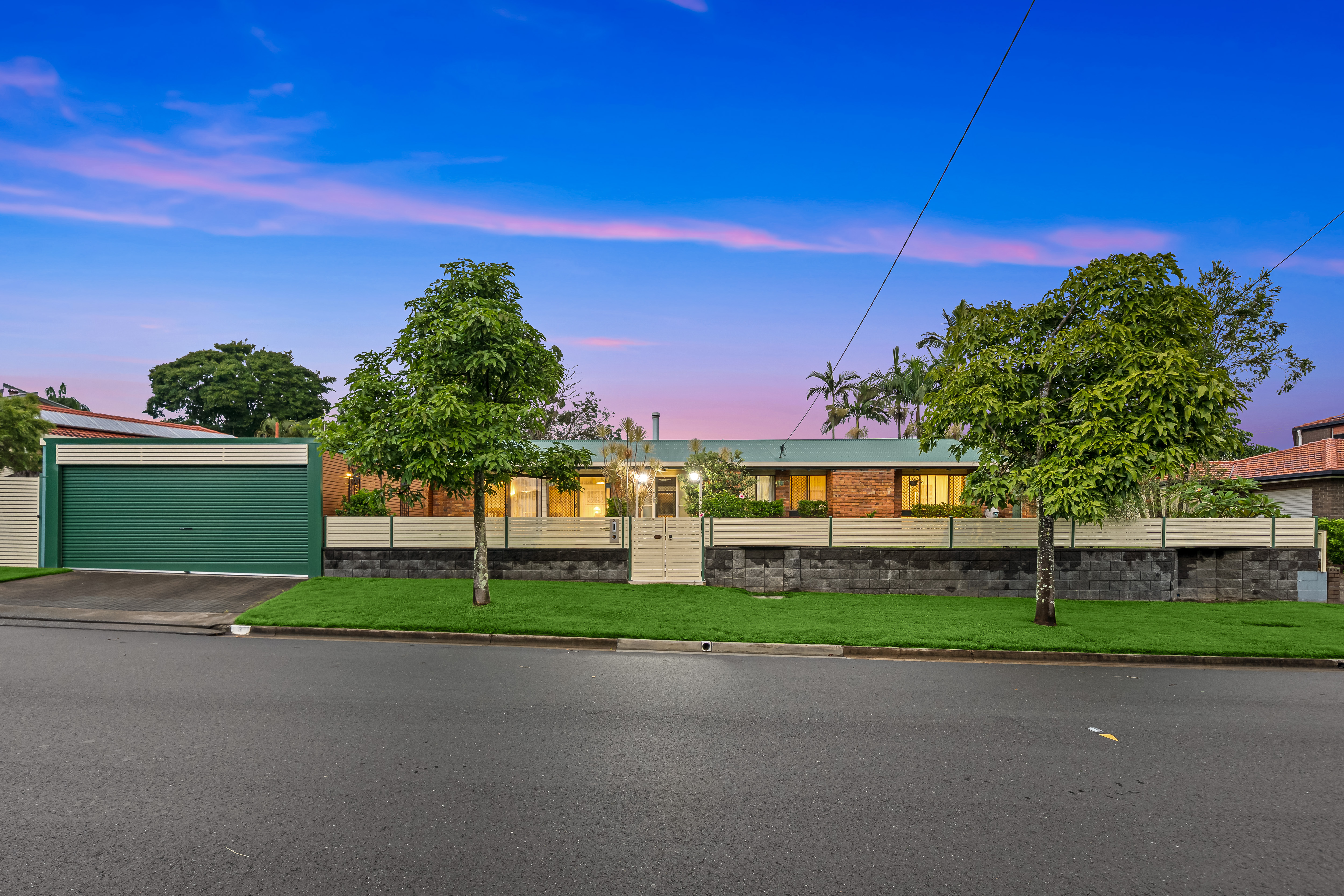 3 LA SENDA COURT, Springwood QLD 4127 - Image 2