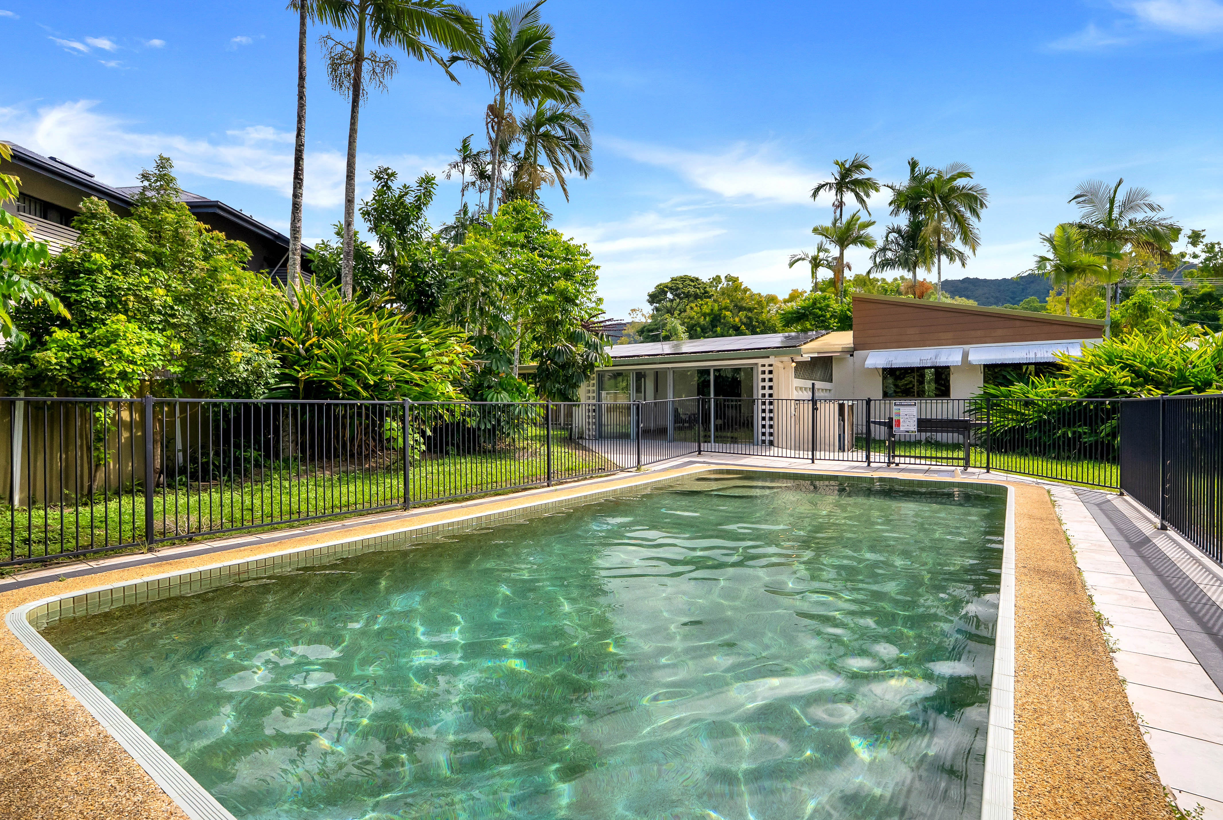 2 MICHAELMAS CLOSE, Clifton Beach QLD 4879 - Image 3
