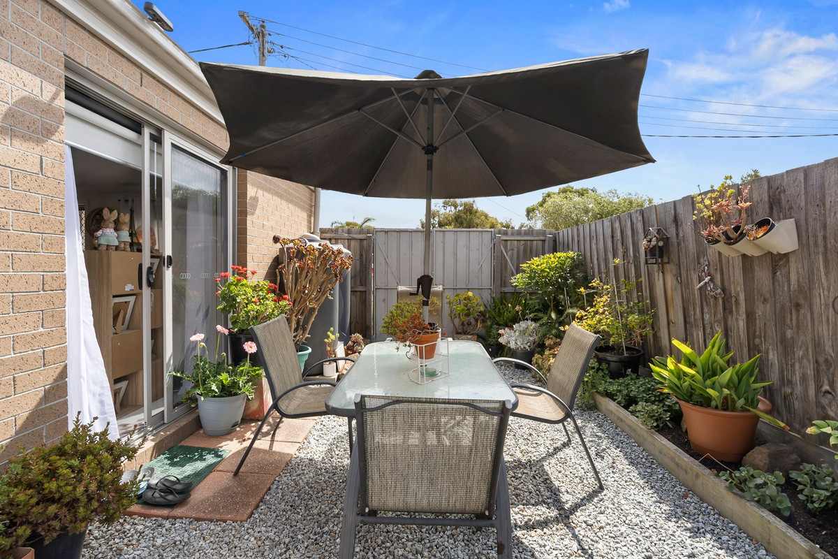 3-bedroom house at 2 Schroeter Street, Winchelsea, VIC 3241, Surf Coast, Victoria