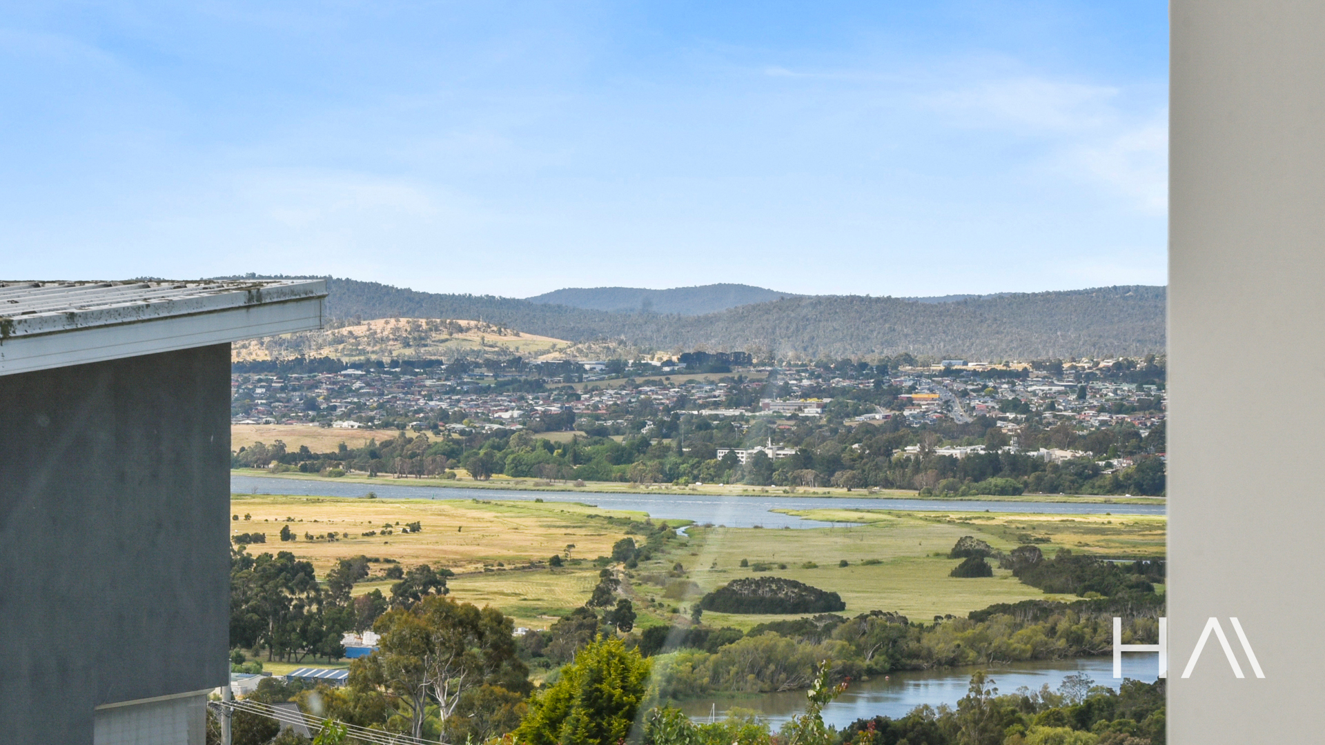 3-bedroom house at 1/55 Lachlan Parade, Trevallyn, TAS 7250, West Tamar, Tasmania