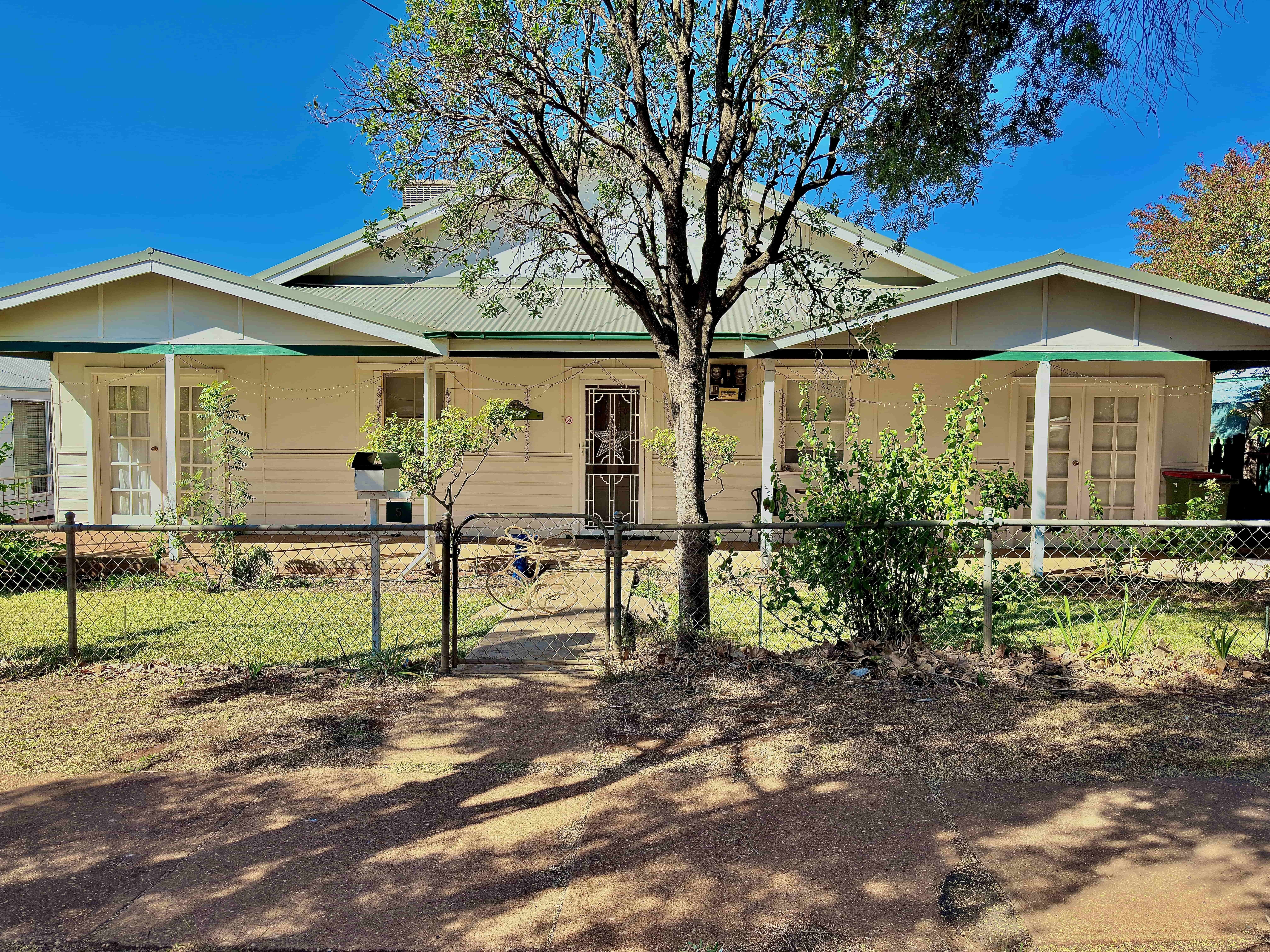 5 L'Estrange Street, Condobolin, NSW 2877 - Image 1