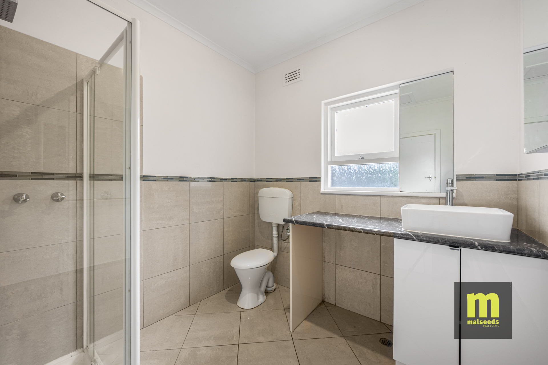 2-bedroom unit at 5/9 Francis Street, Mount Gambier, SA 5290, Mount Gambier, South Australia