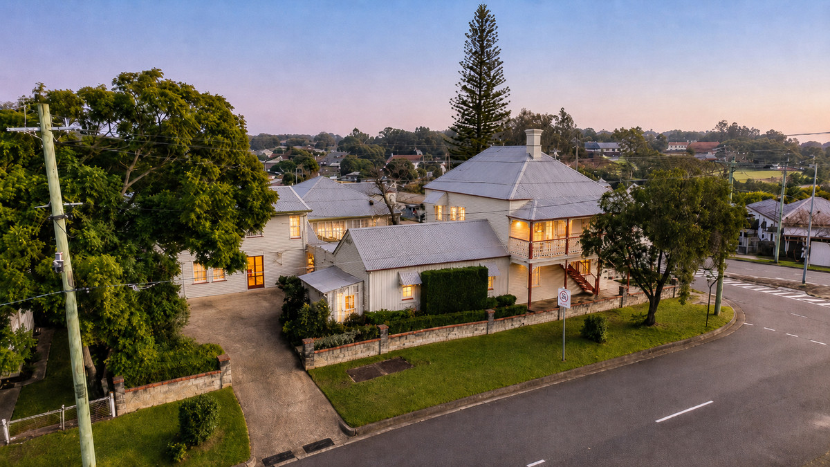 7-bedroom house at 1 Burnett Street, West Ipswich QLD 4305, Ipswich, Queensland
