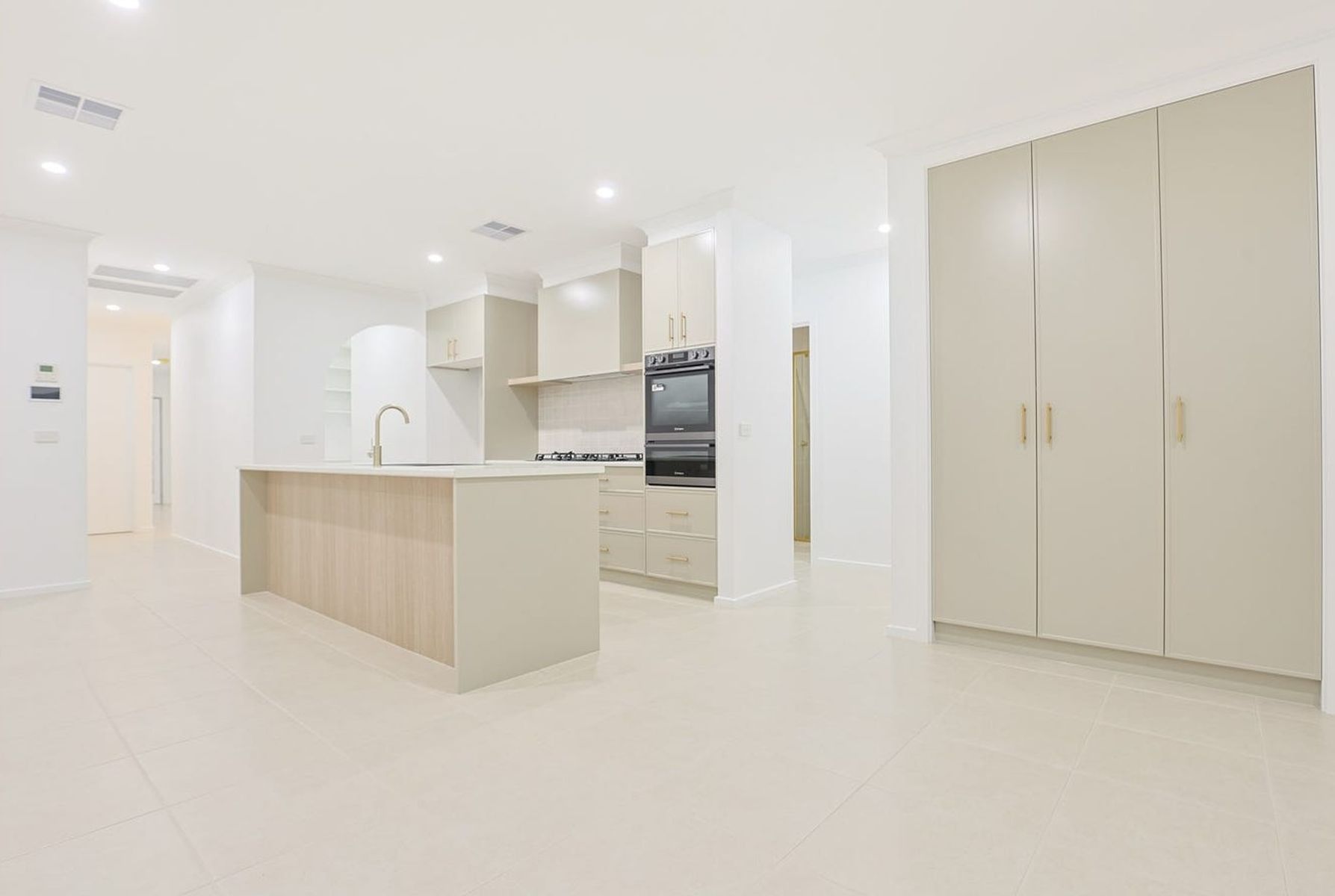 3-bedroom house at 9 Cook Drive, Red Cliffs, VIC 3496, Mildura, Victoria