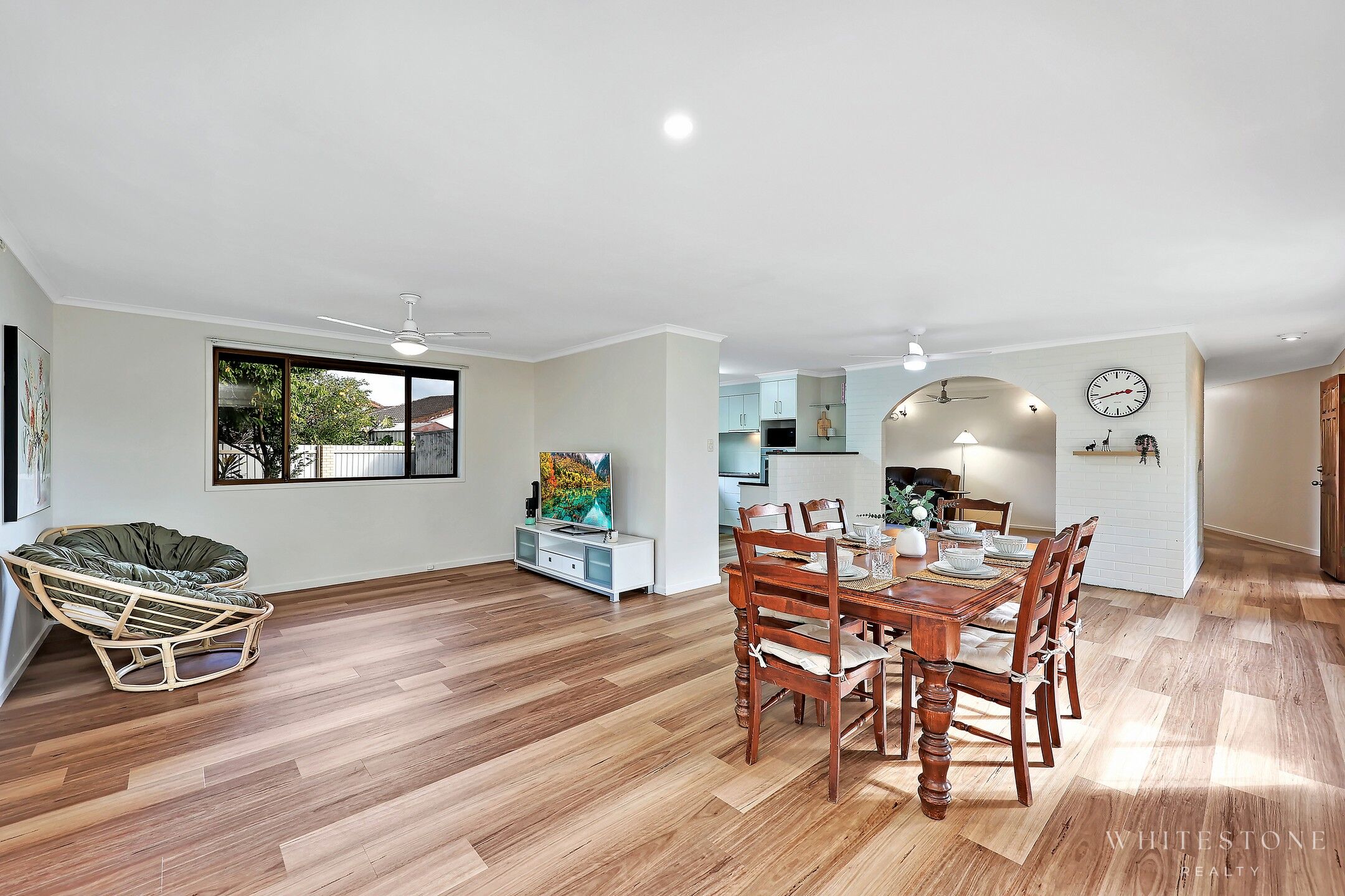28 AVENELL STREET, Avenell Heights QLD 4670 - Image 4