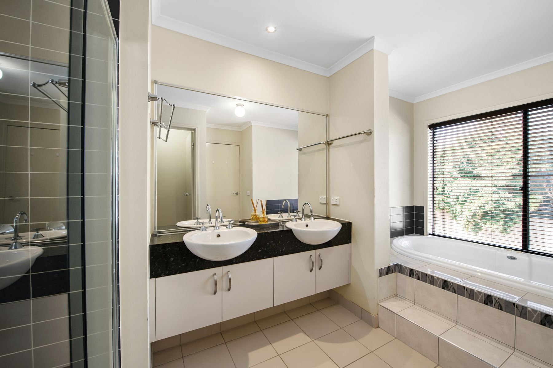 4-bedroom house at 8 TUNUNGA CIRCUIT, Kangaroo Flat VIC 3555, Greater Bendigo, Victoria