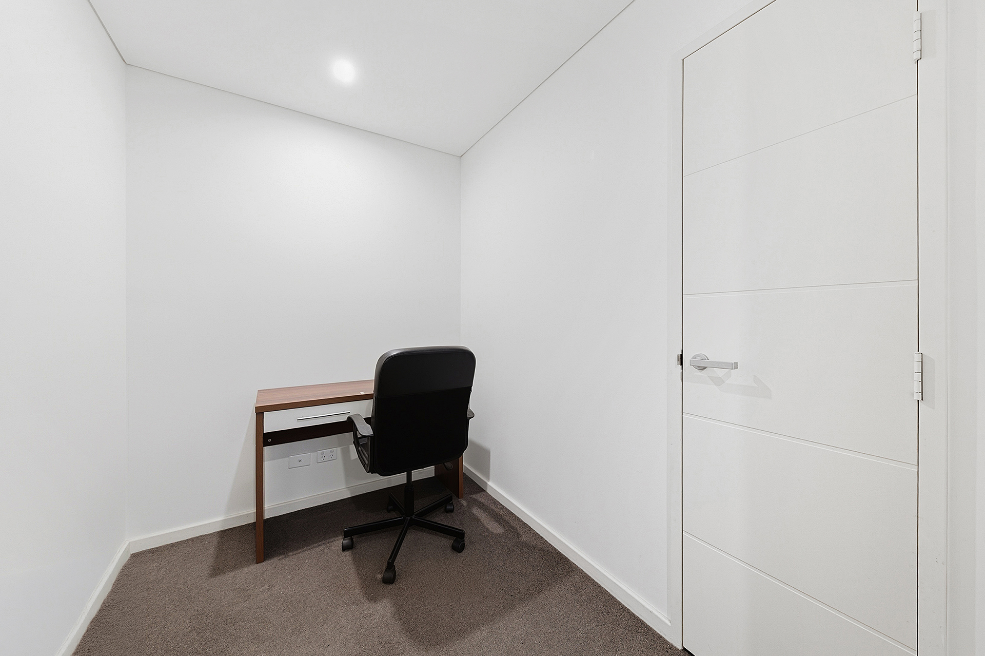 418 24-32 KOORINE STREET, ERMINGTON NSW 2115 - Image 7